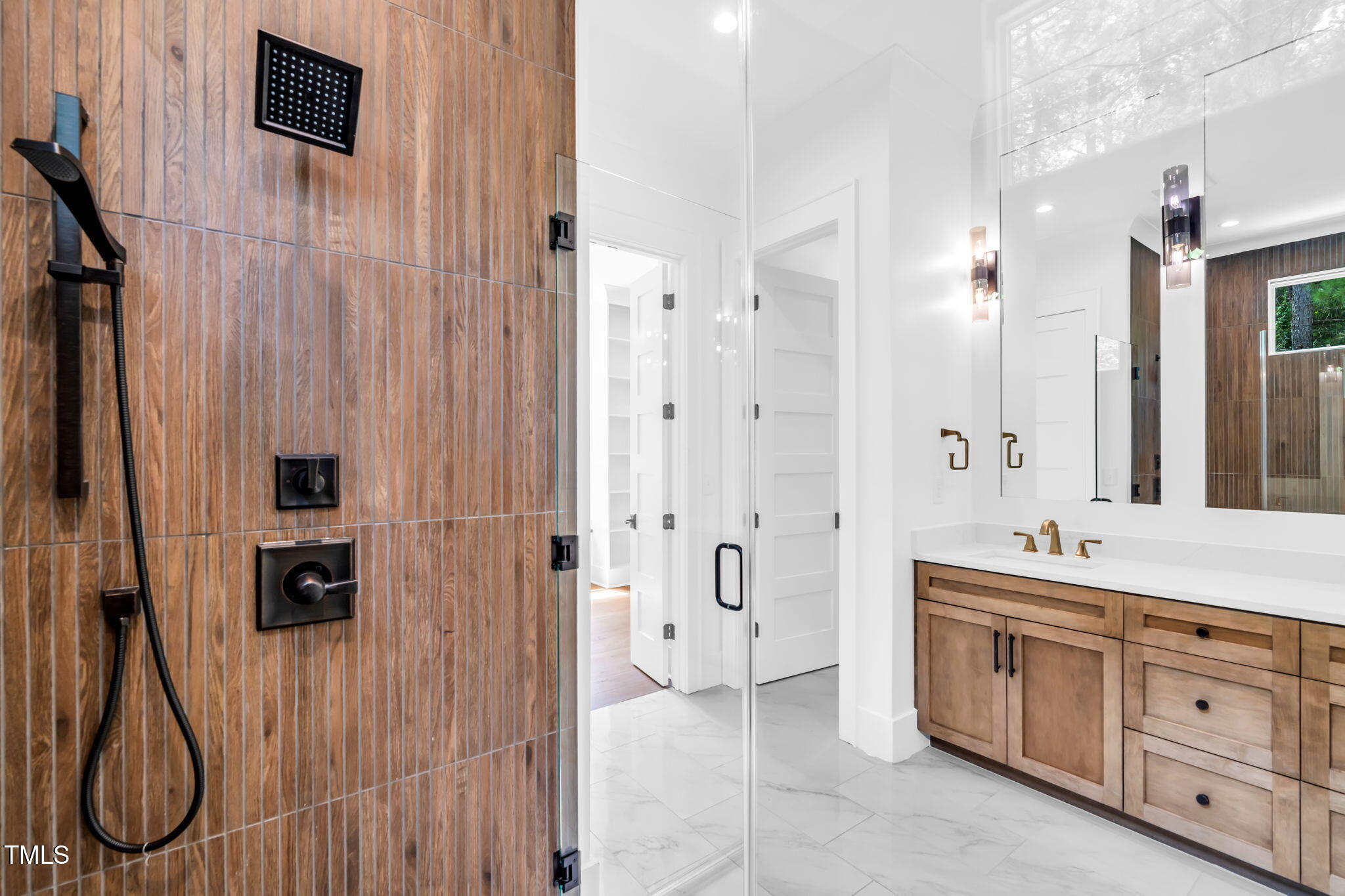 6225 Horse Fly Trail