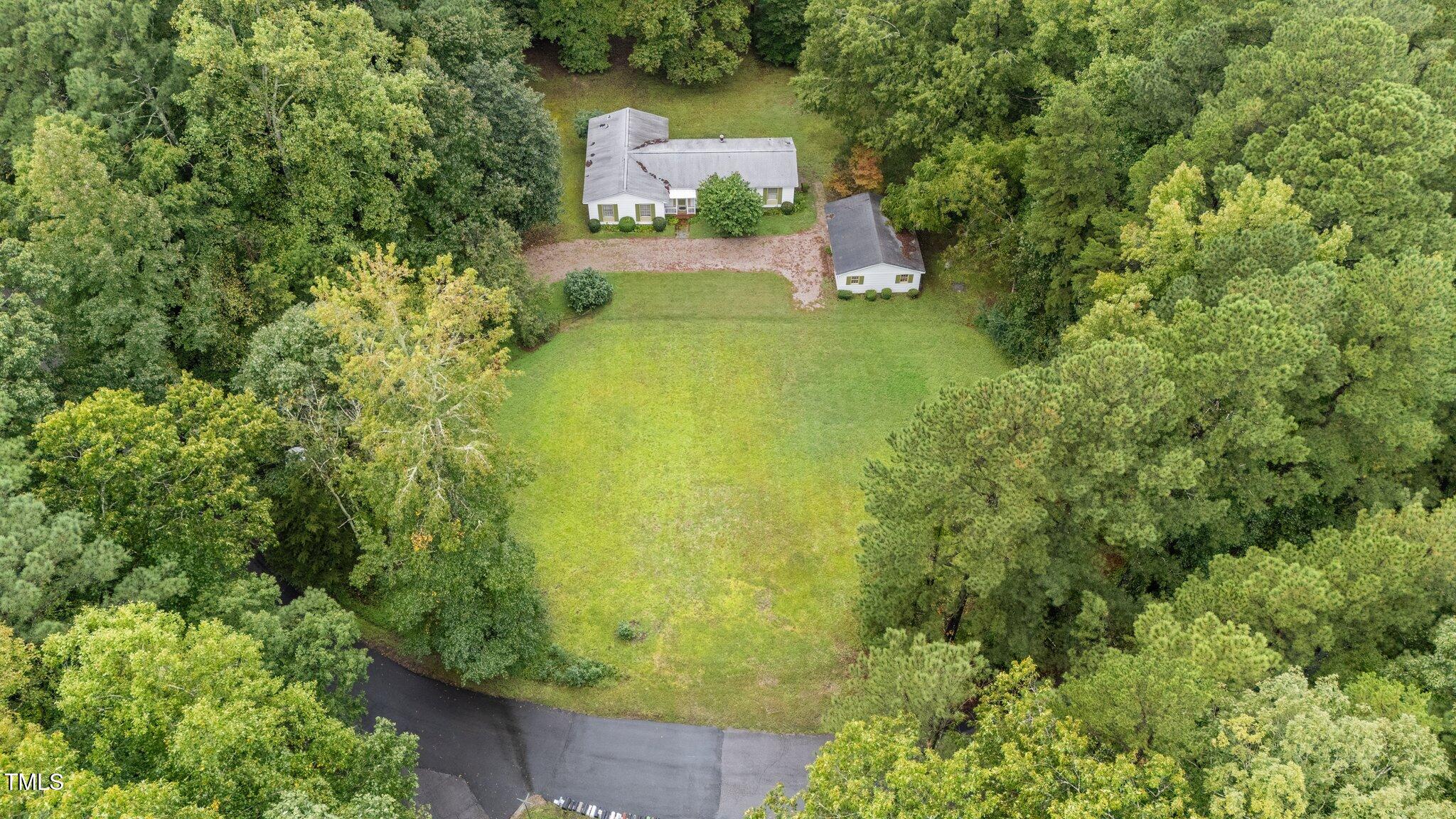 7101 Winding Way