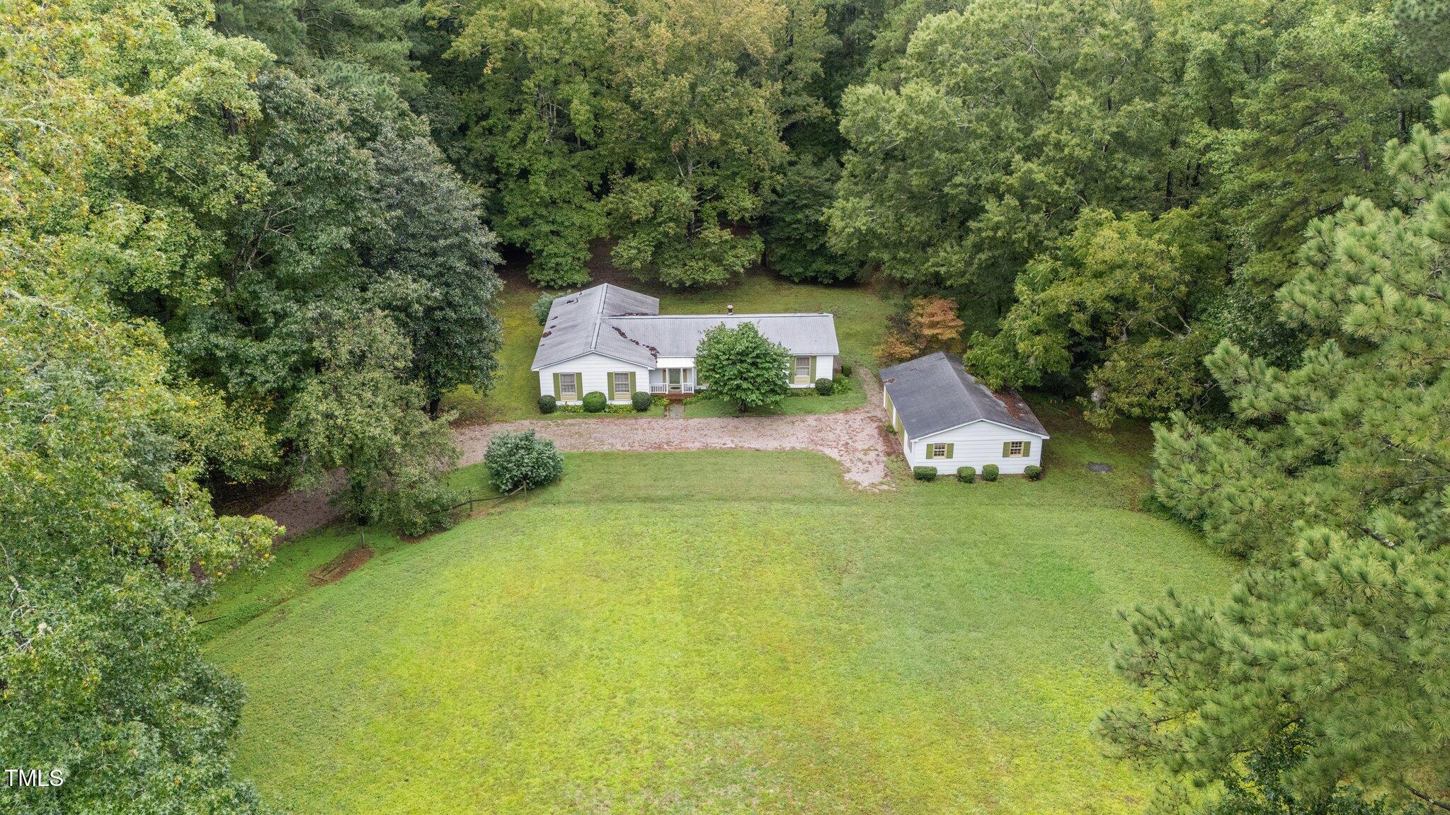 7101 Winding Way