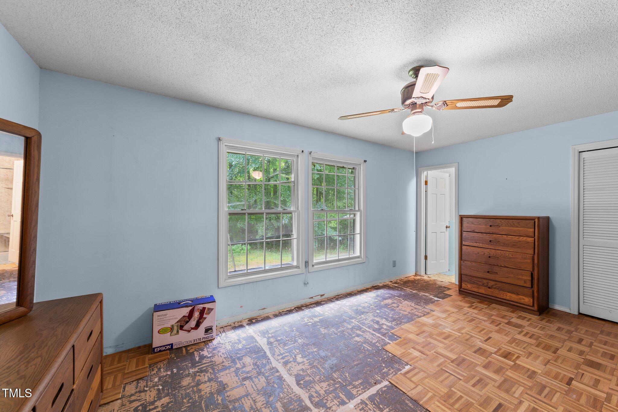 7101 Winding Way