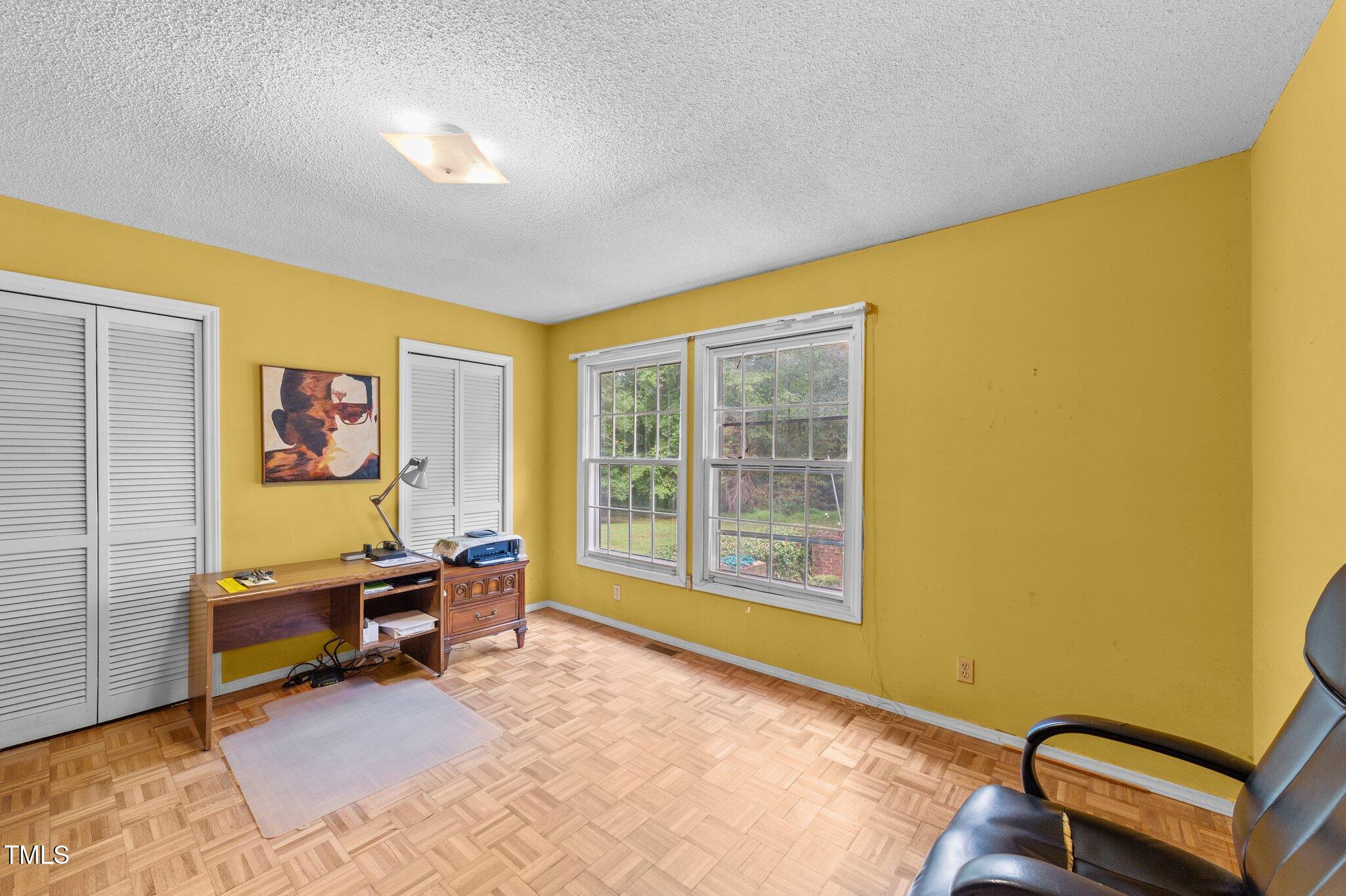 7101 Winding Way