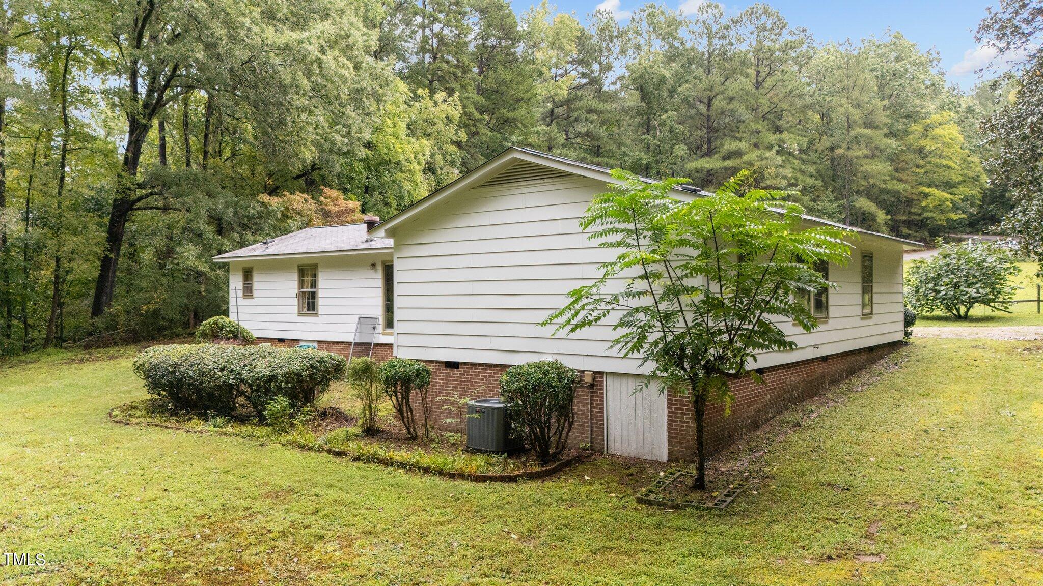 7101 Winding Way
