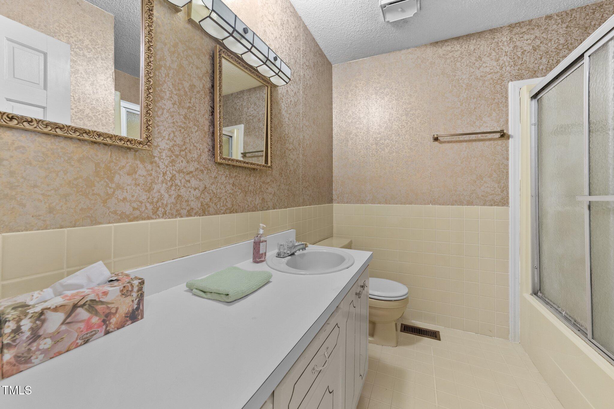 7101 Winding Way