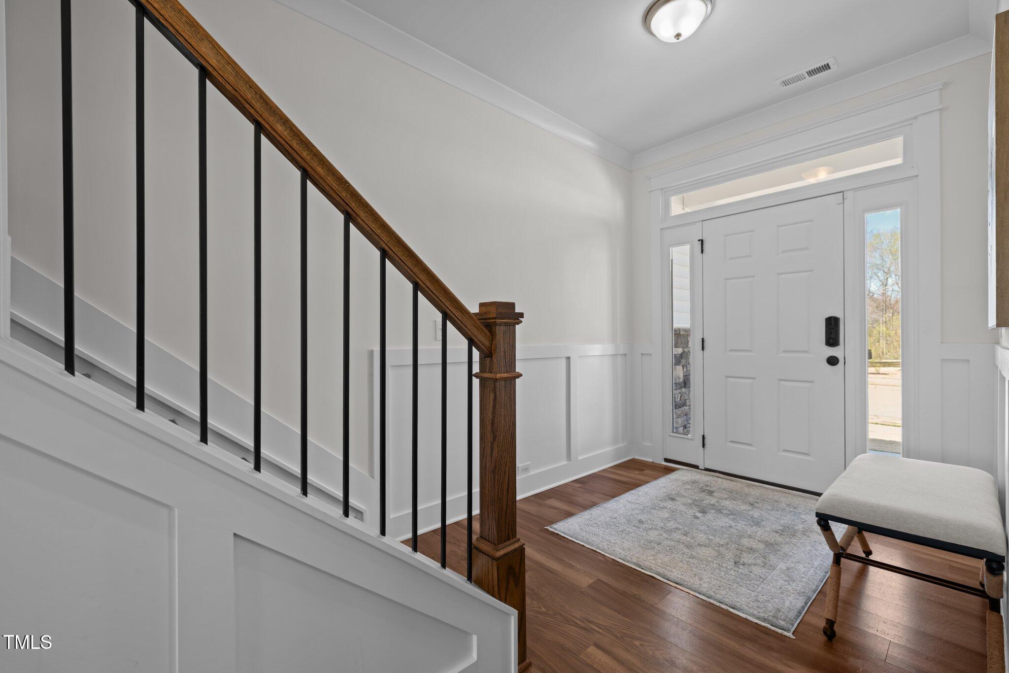 518 Hampton Crest Court