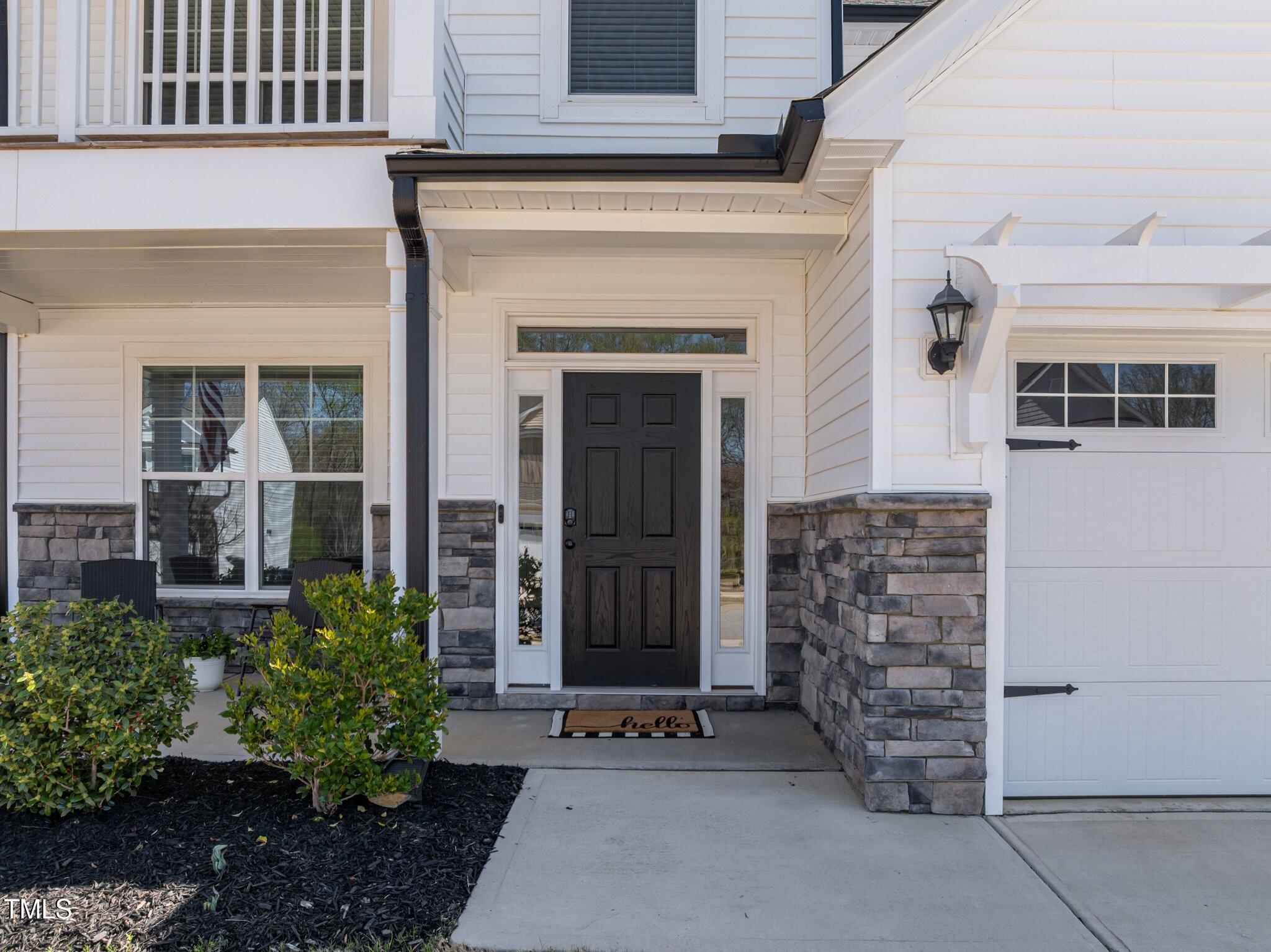 518 Hampton Crest Court