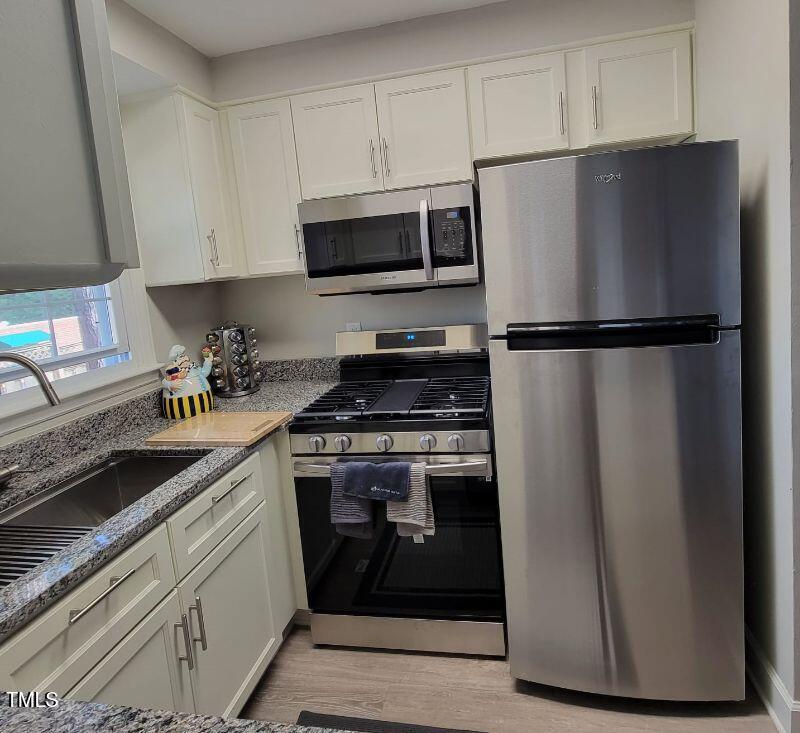141 Jones Franklin Road Unit: E