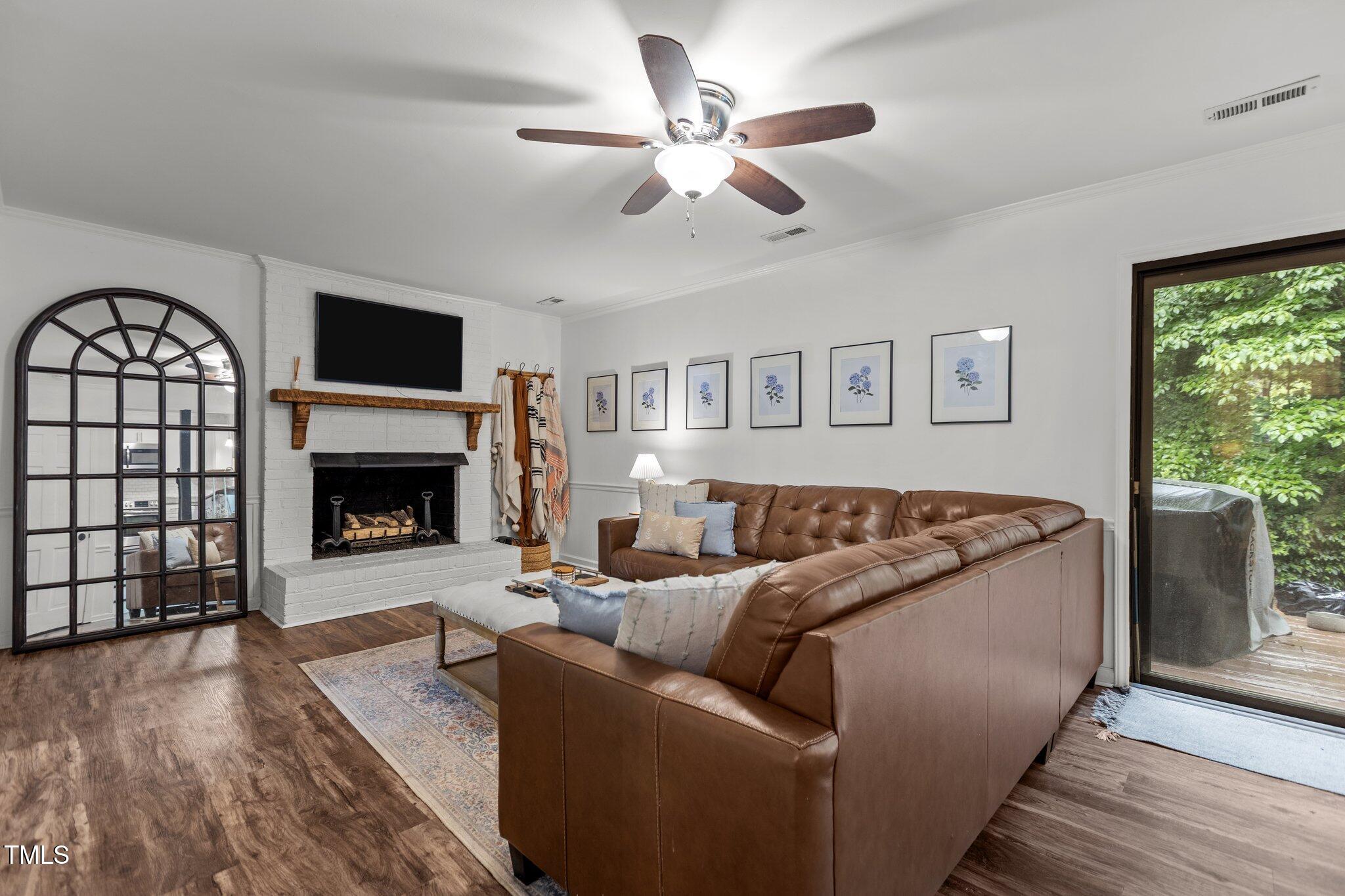 1503 Laughridge Drive