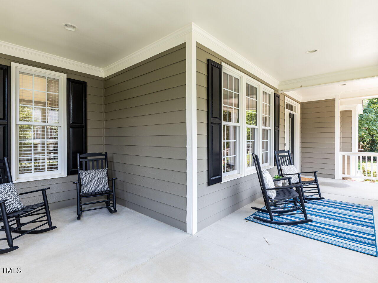 709 Skymont Drive