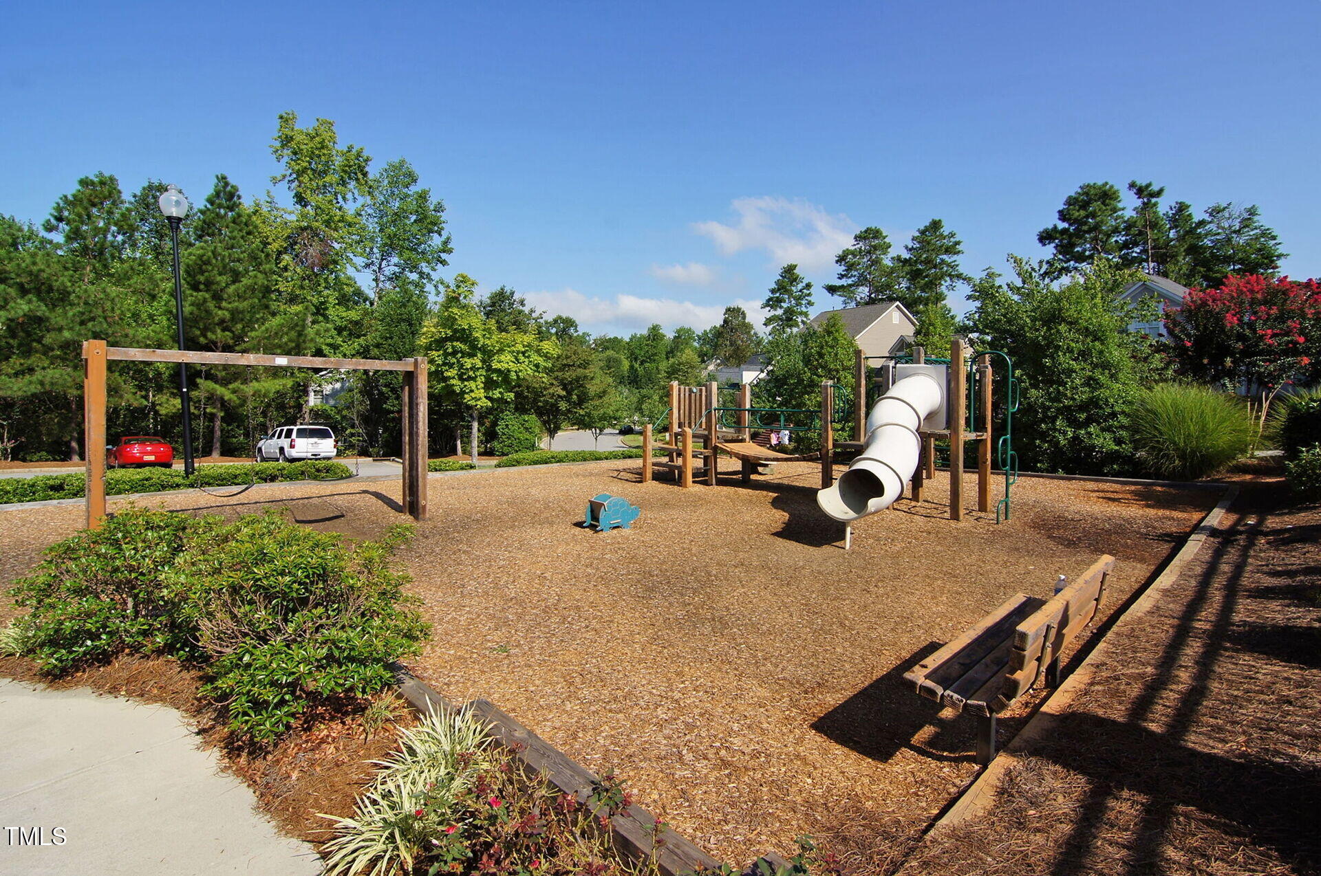 709 Skymont Drive