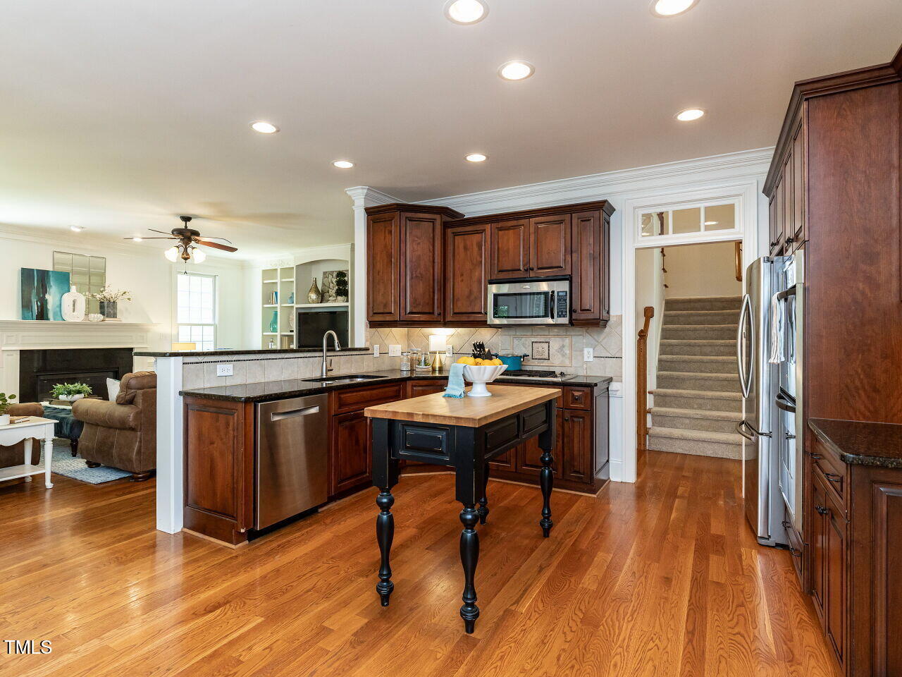 709 Skymont Drive
