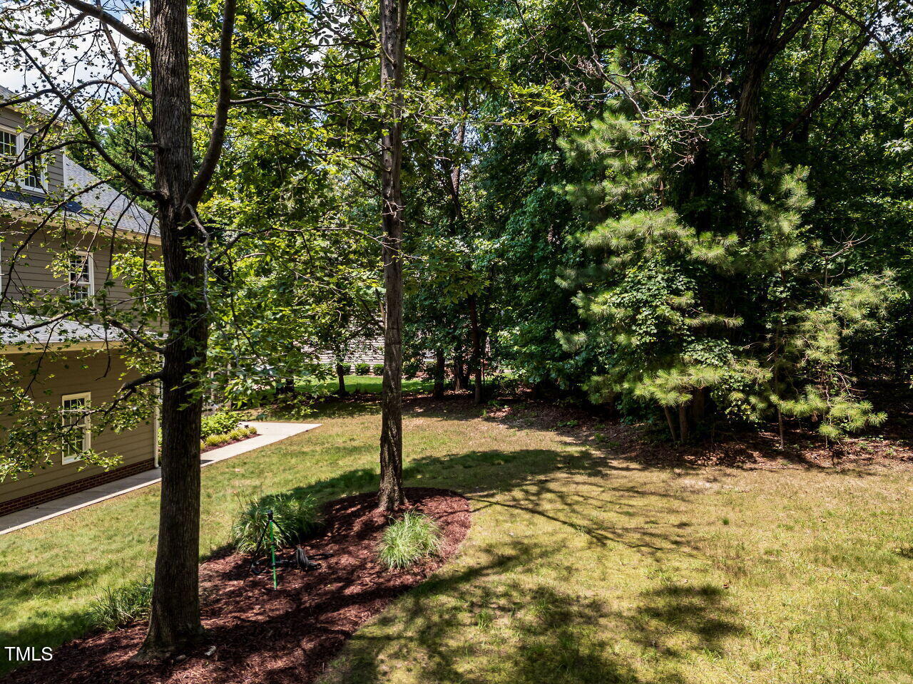 709 Skymont Drive