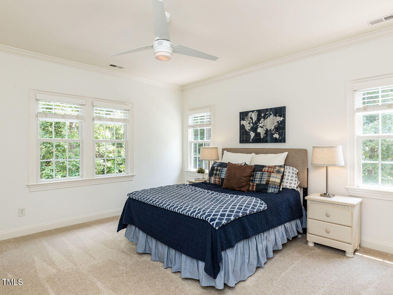 709 Skymont Drive