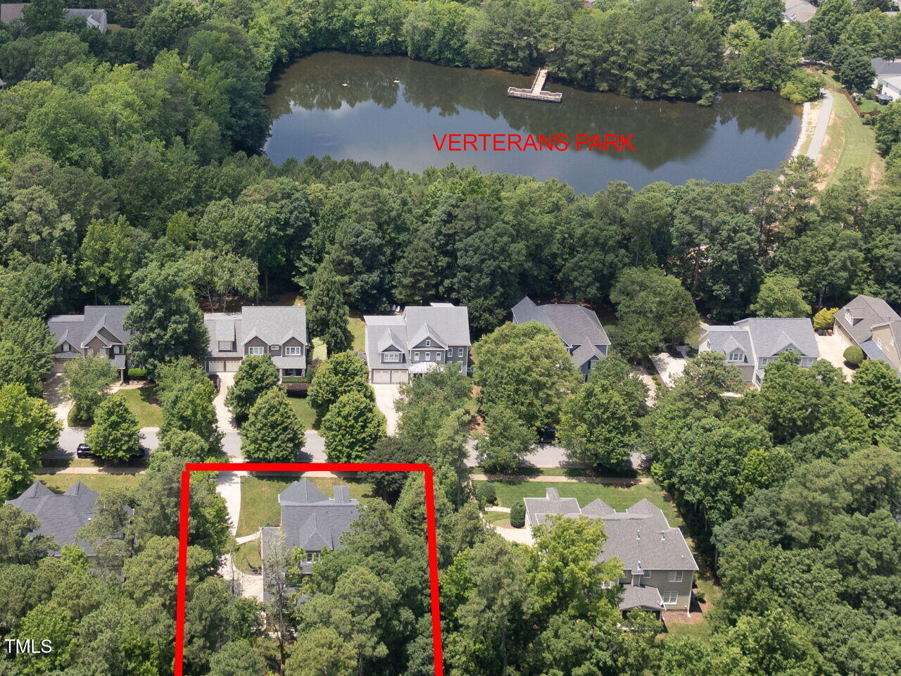 709 Skymont Drive