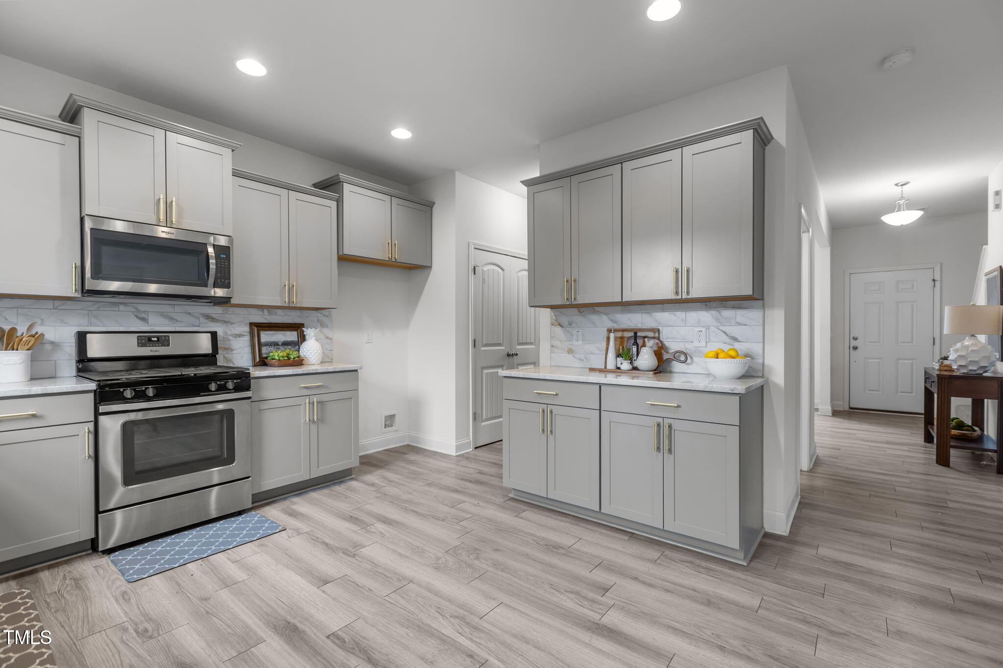 837 Stable Fern Drive