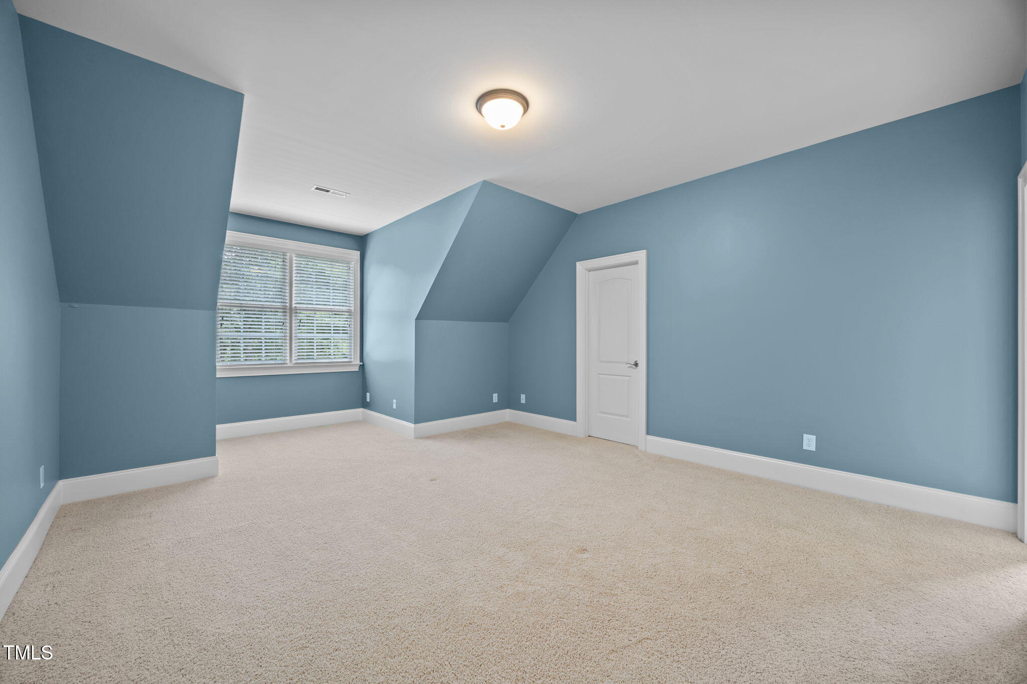 1217 Prairie Pond Circle