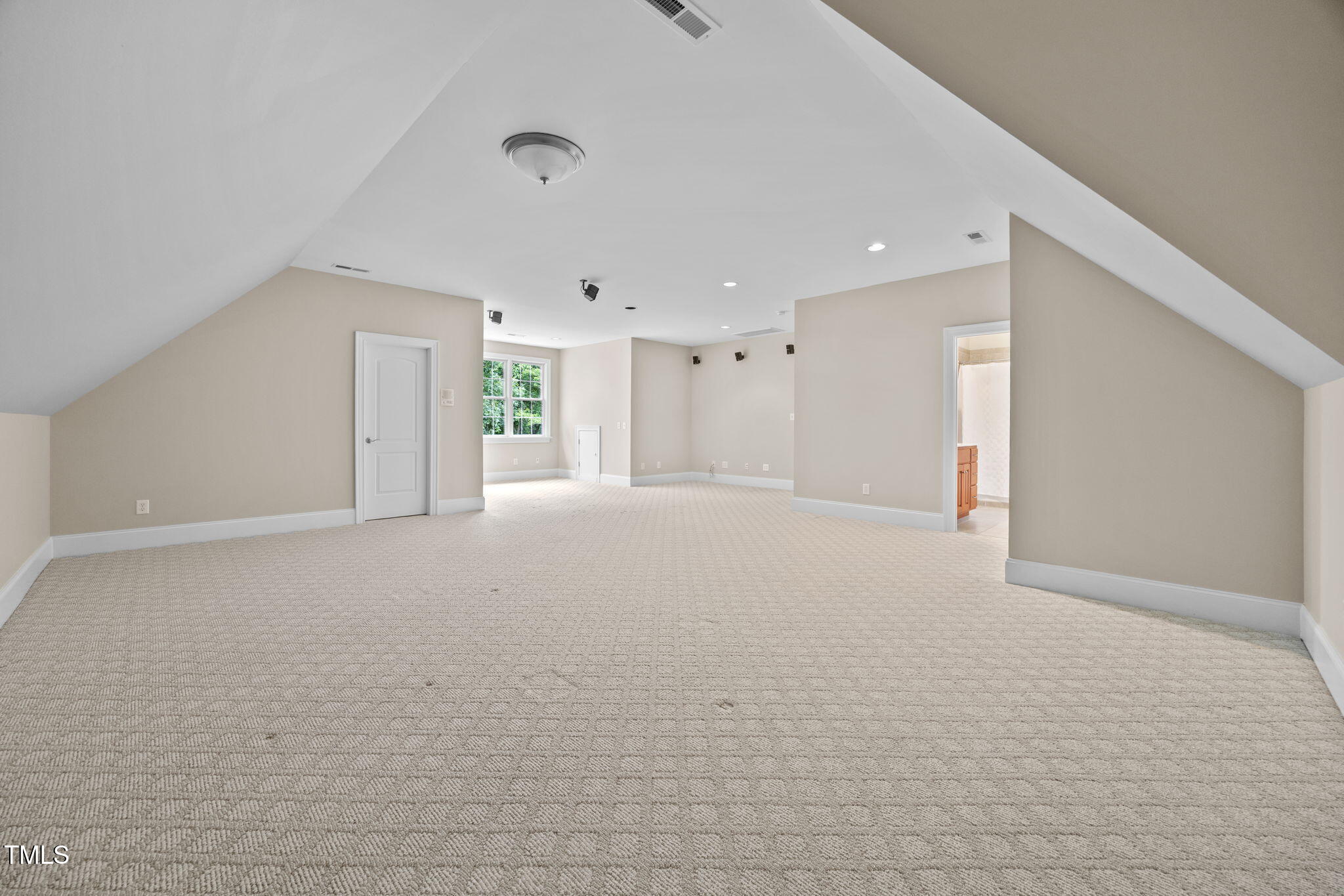 1217 Prairie Pond Circle