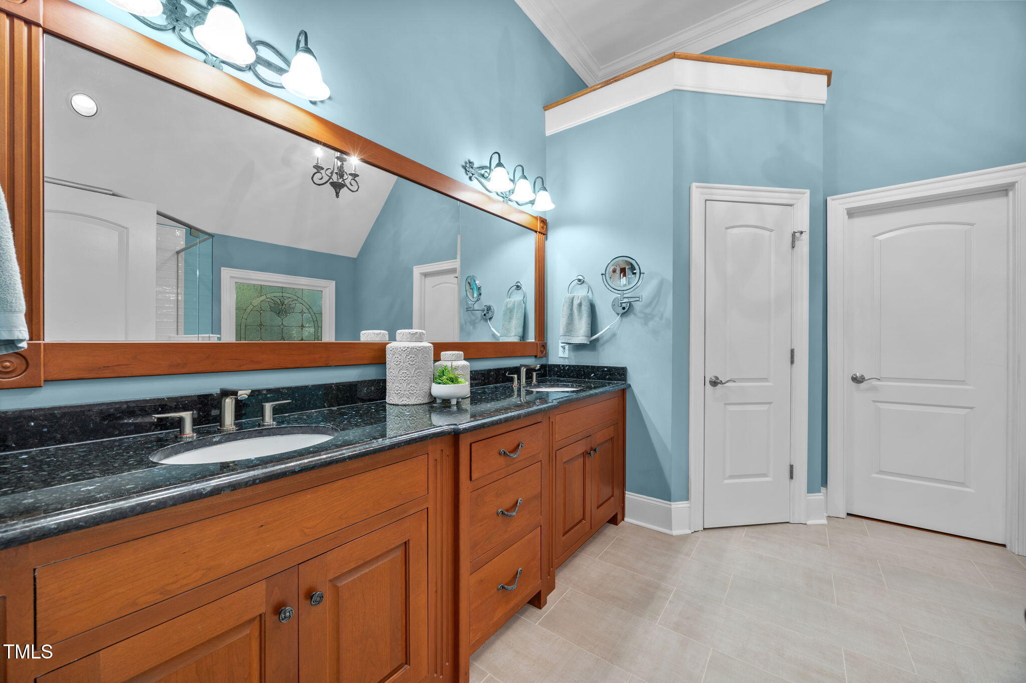 1217 Prairie Pond Circle