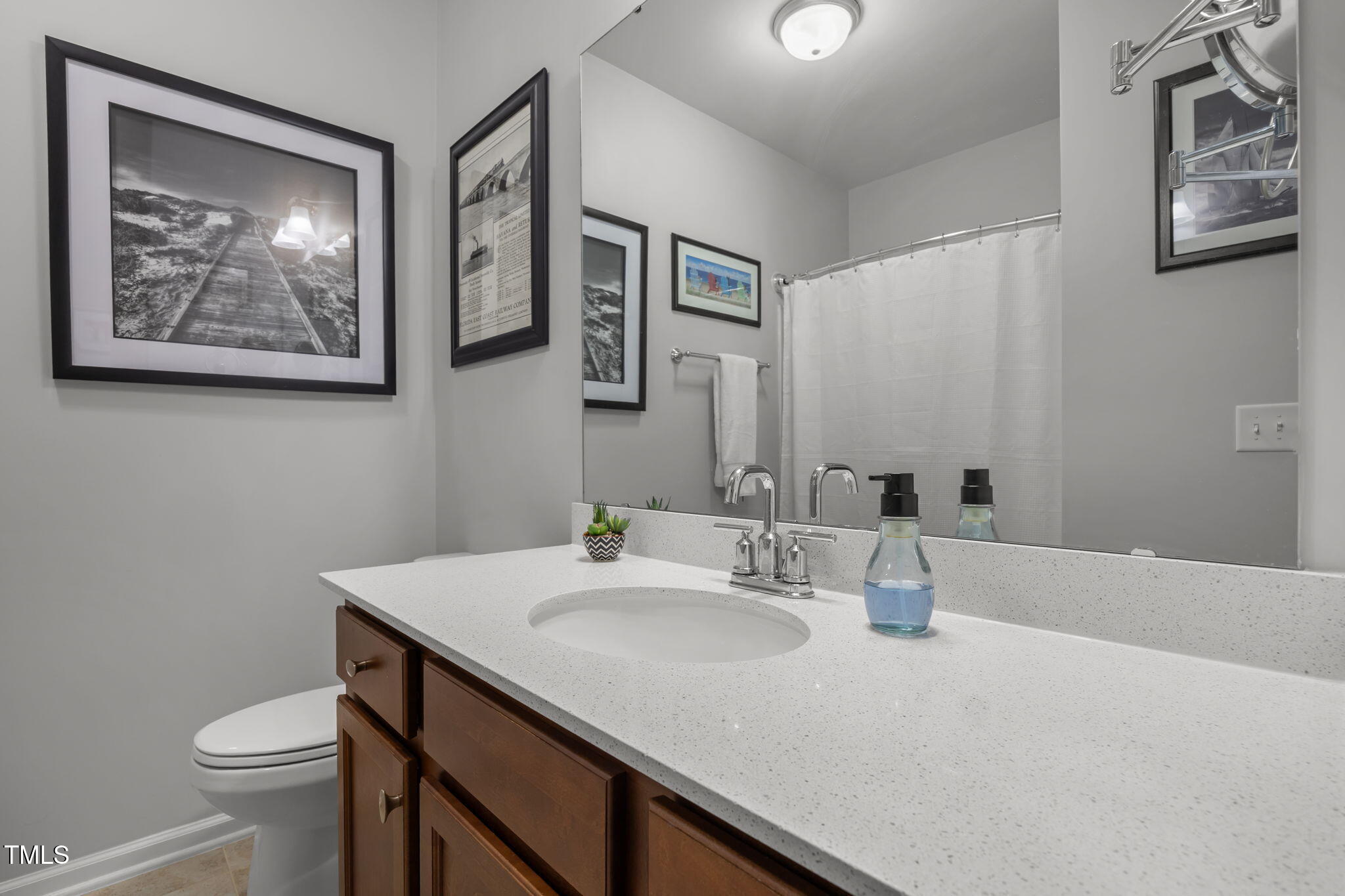 6141 Beale Loop