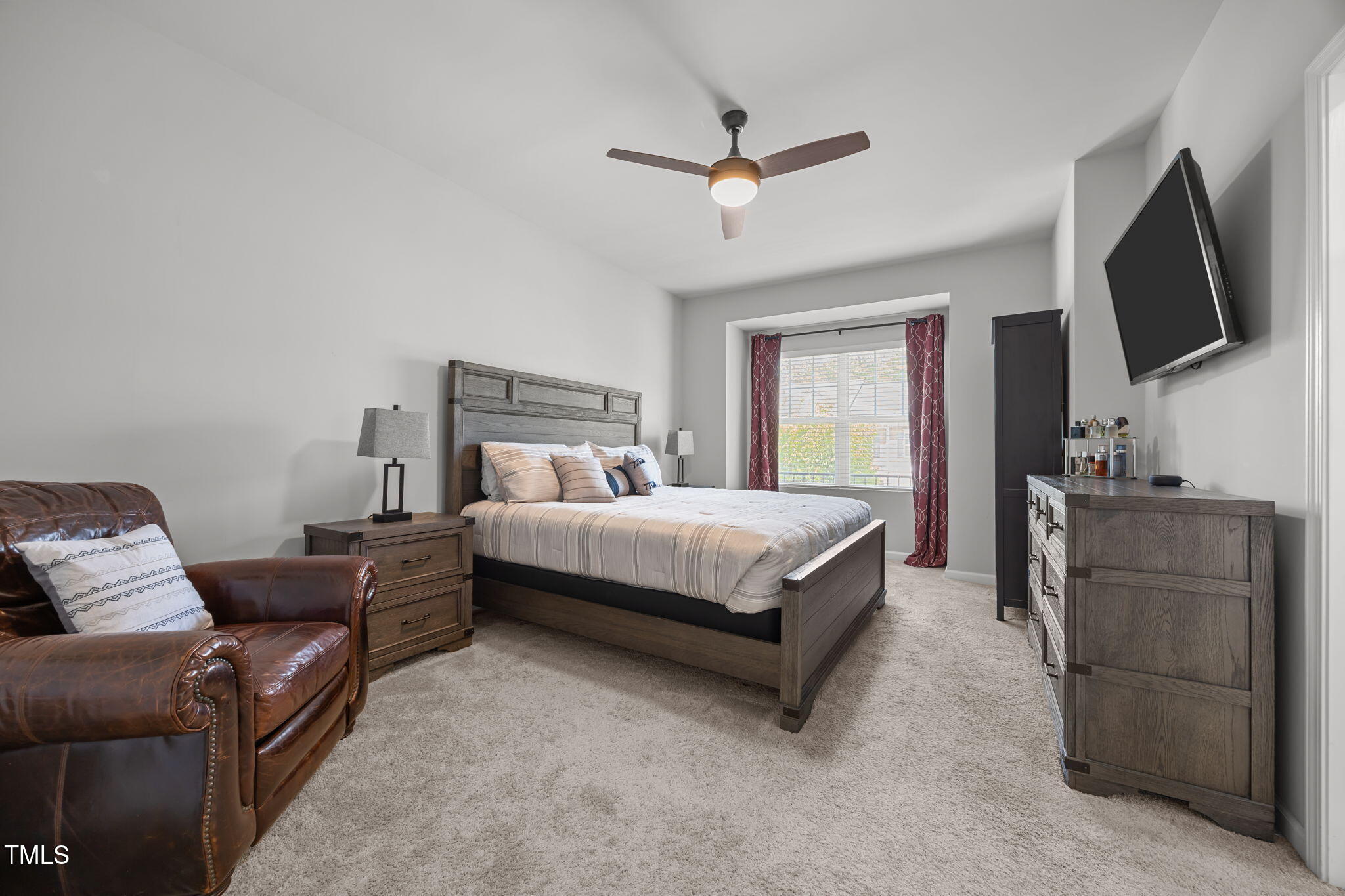 6141 Beale Loop