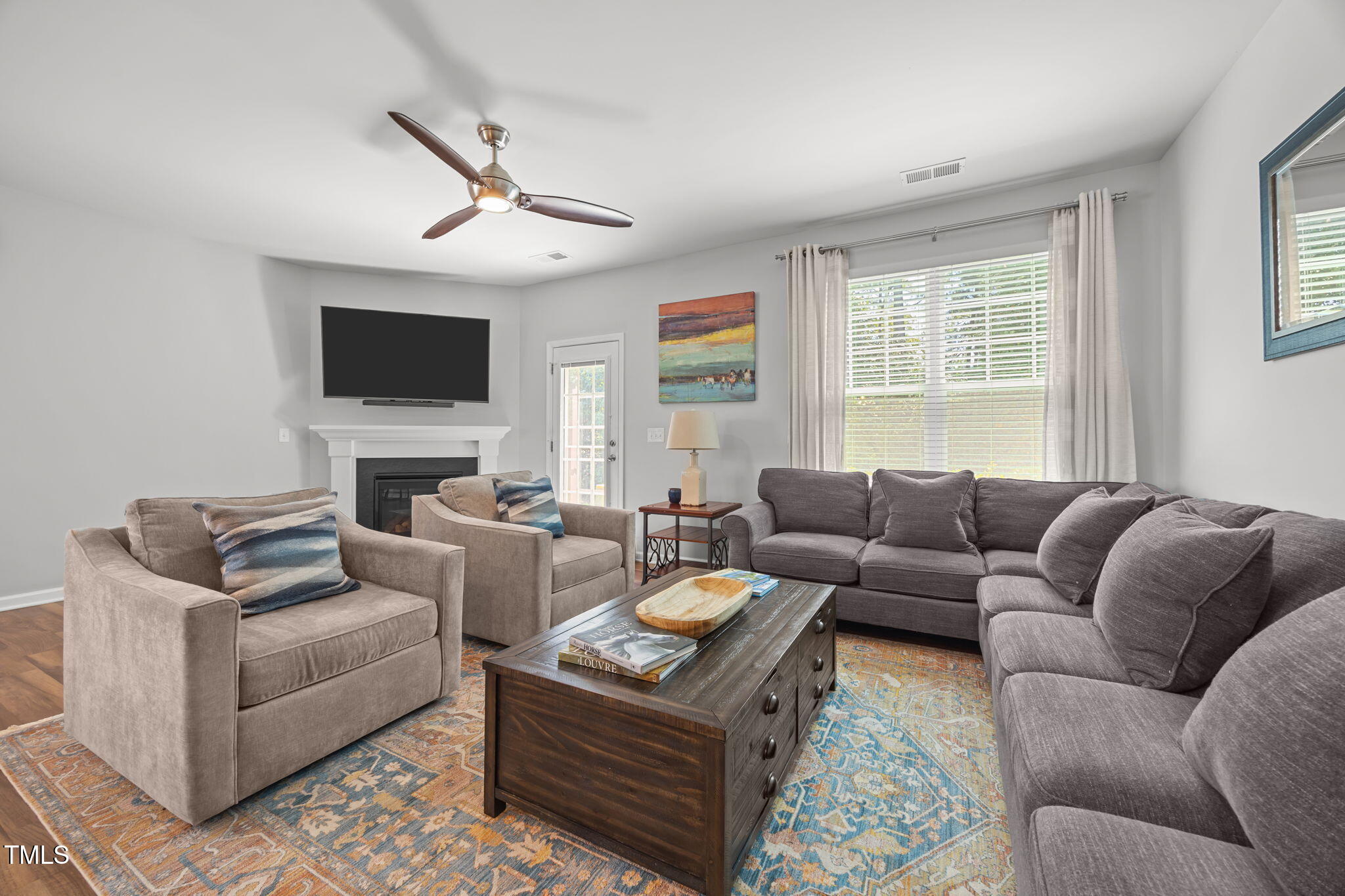 6141 Beale Loop