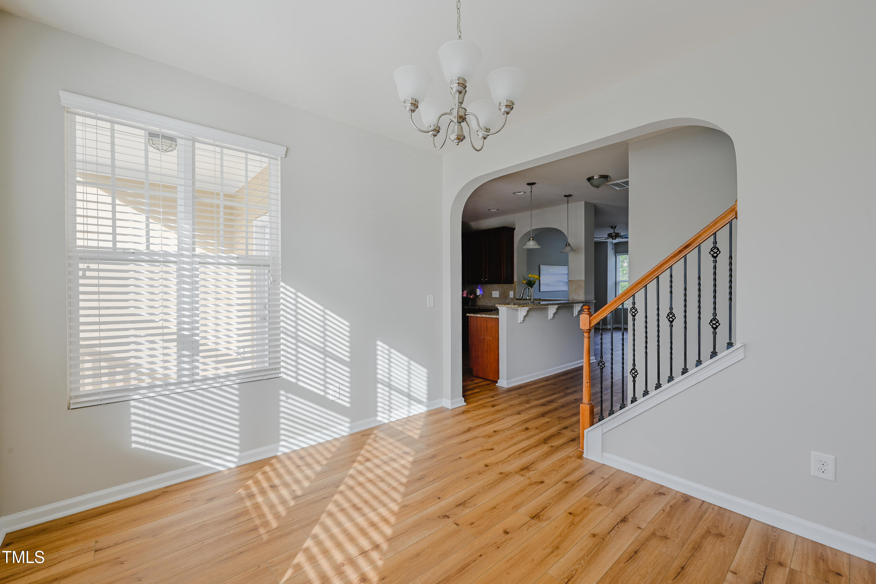 9104 Wooden Road