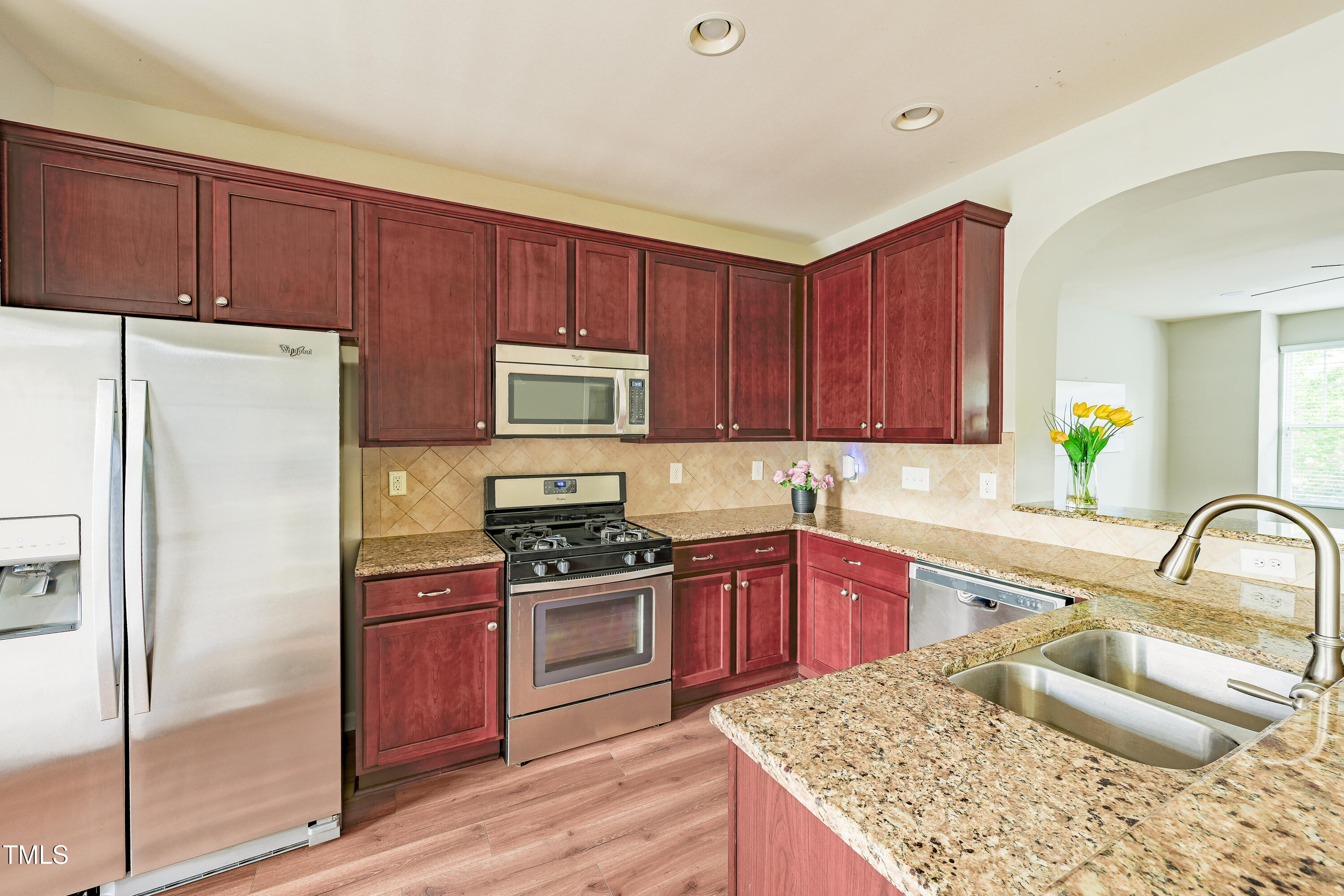 9104 Wooden Road