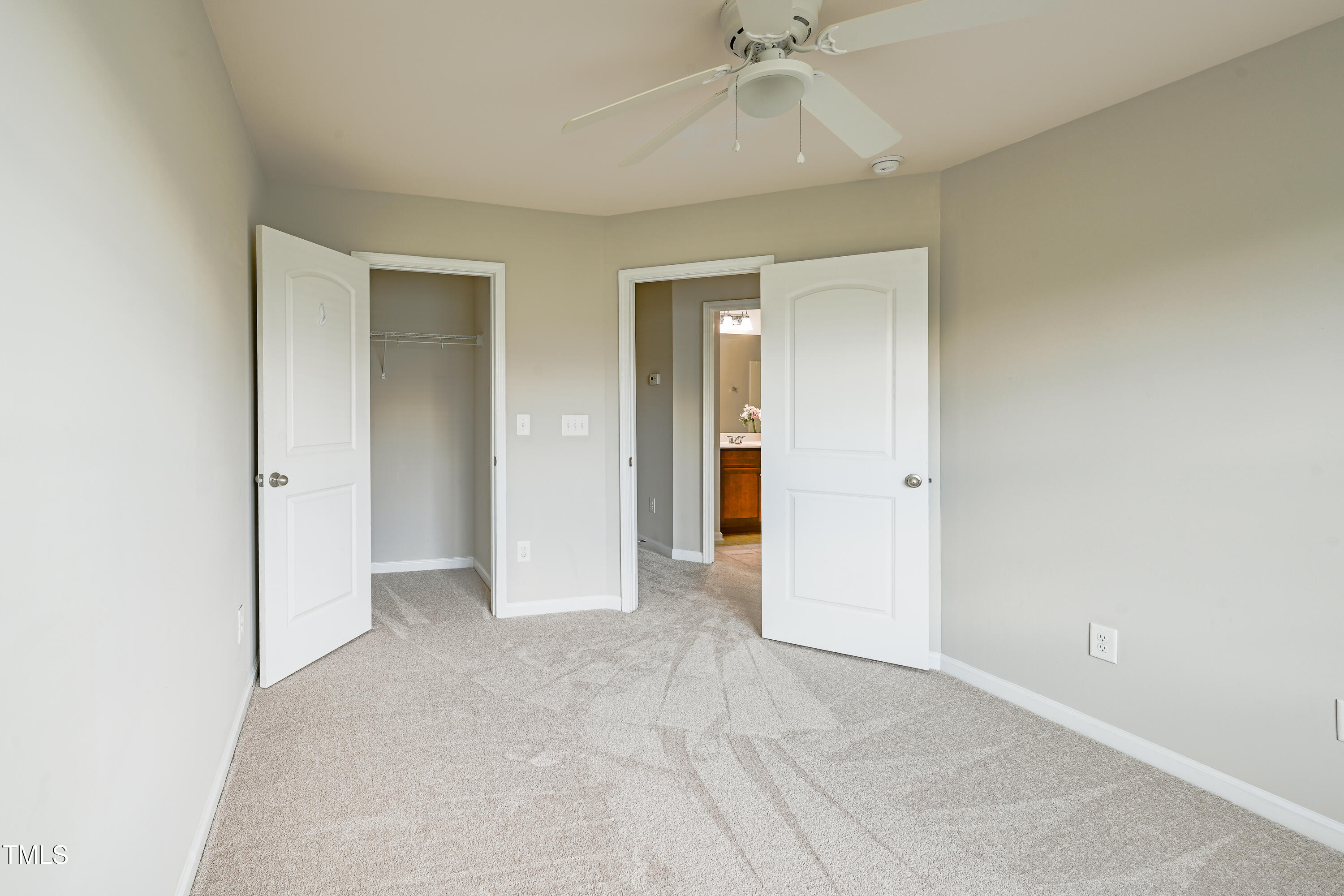 9104 Wooden Road