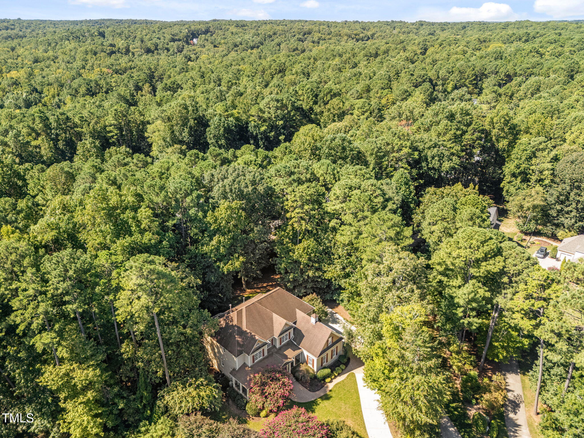 2409 Loring Court