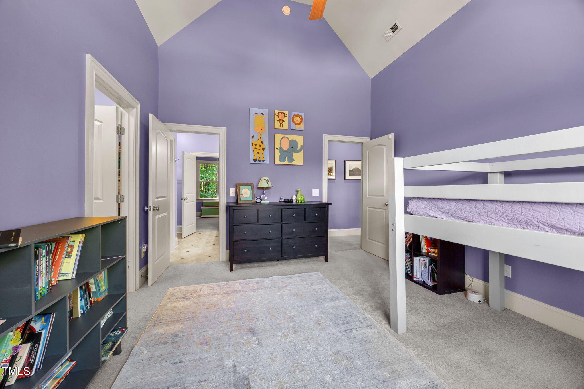 2409 Loring Court