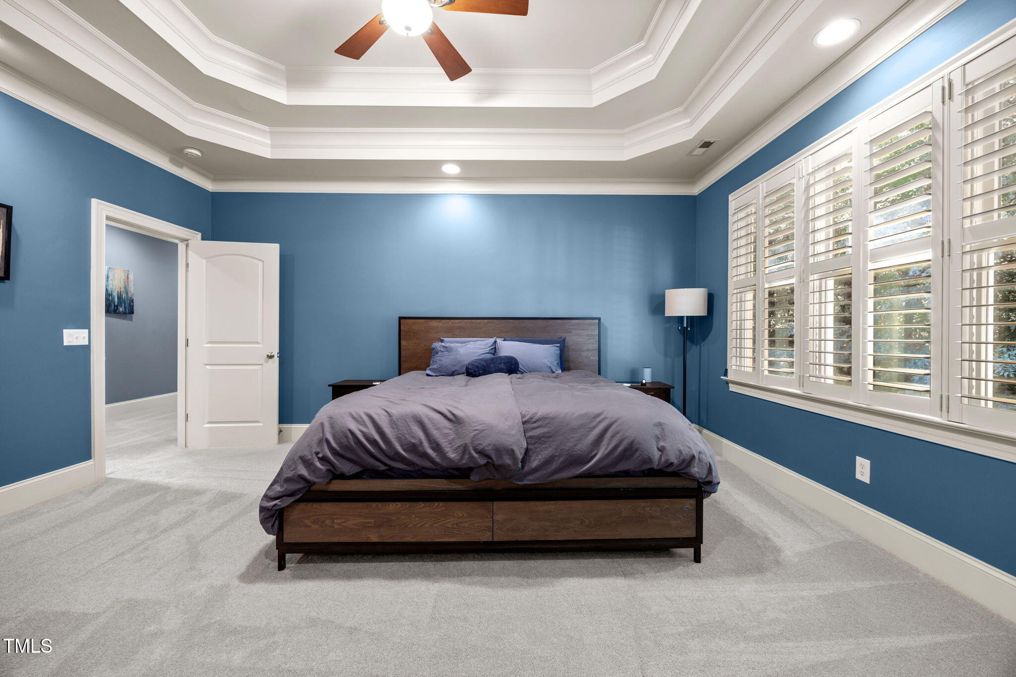 2409 Loring Court