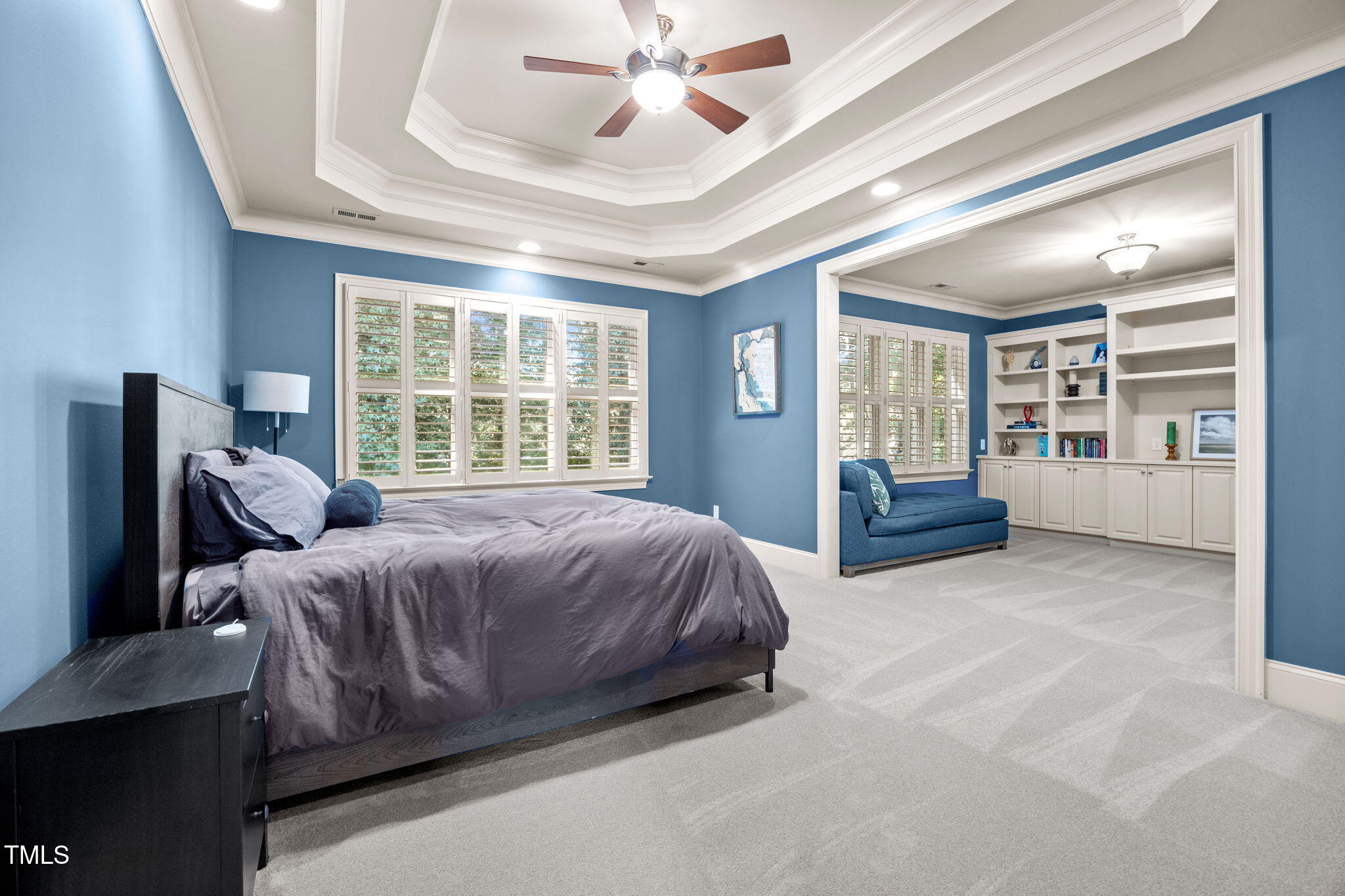 2409 Loring Court