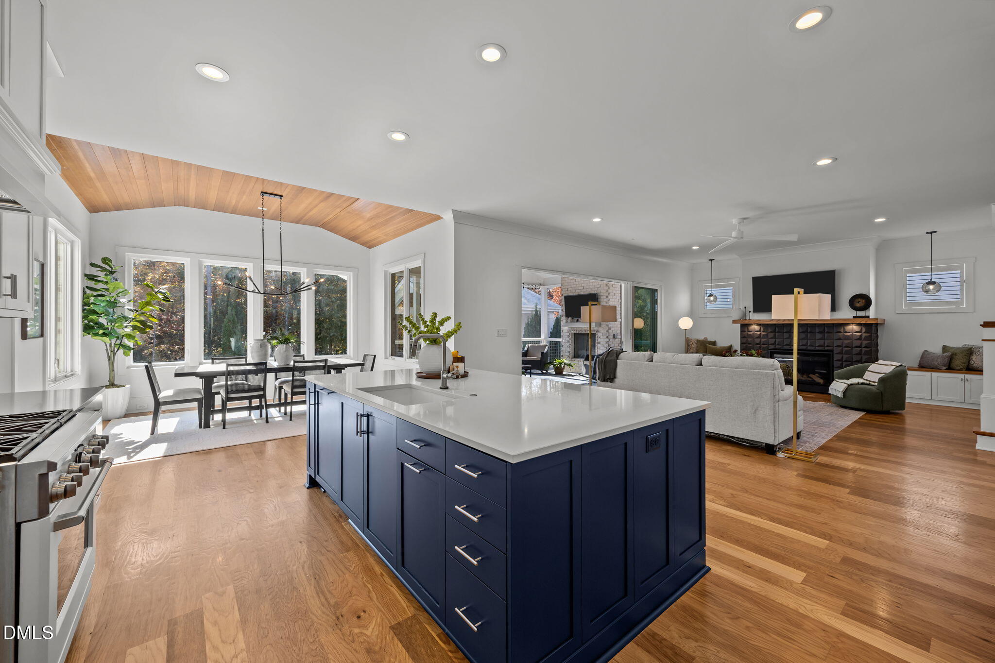 920 Regent Oak Drive