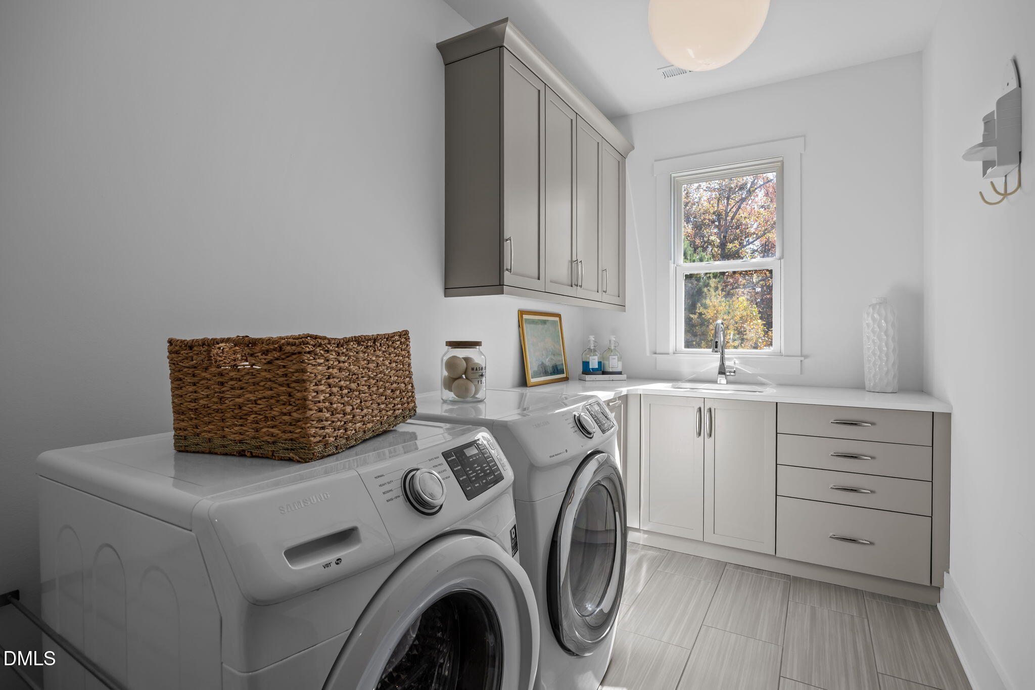 920 Regent Oak Drive