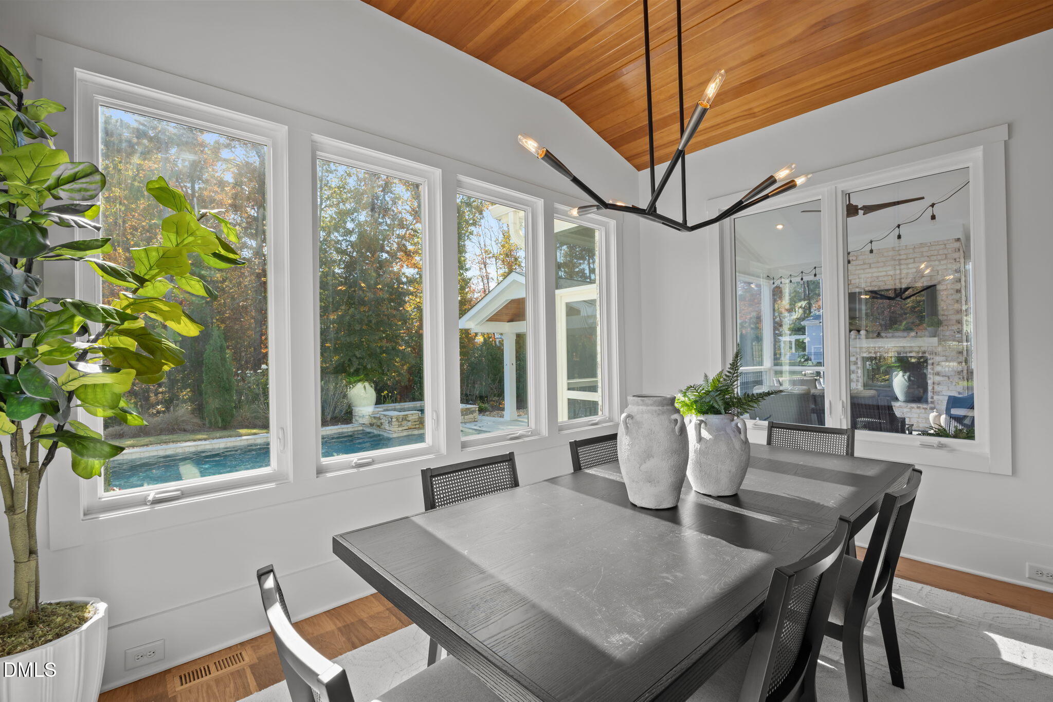 920 Regent Oak Drive