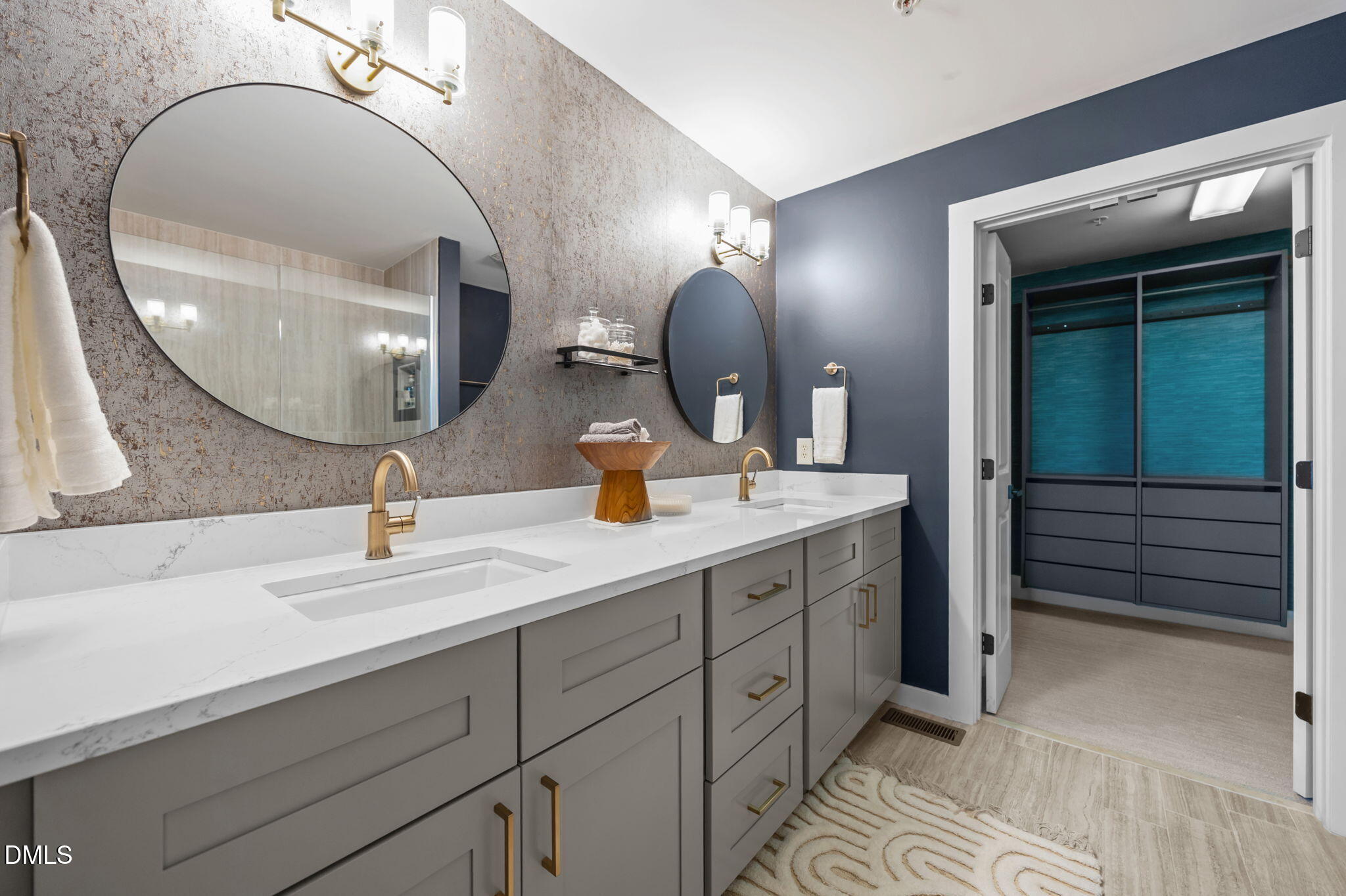 444 S Blount Street # 318