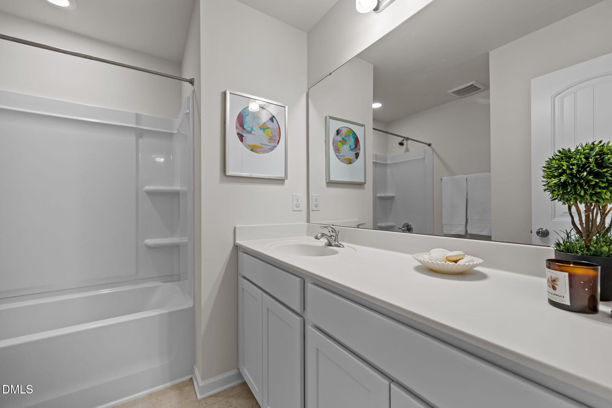 1821 Shady Oaks Drive