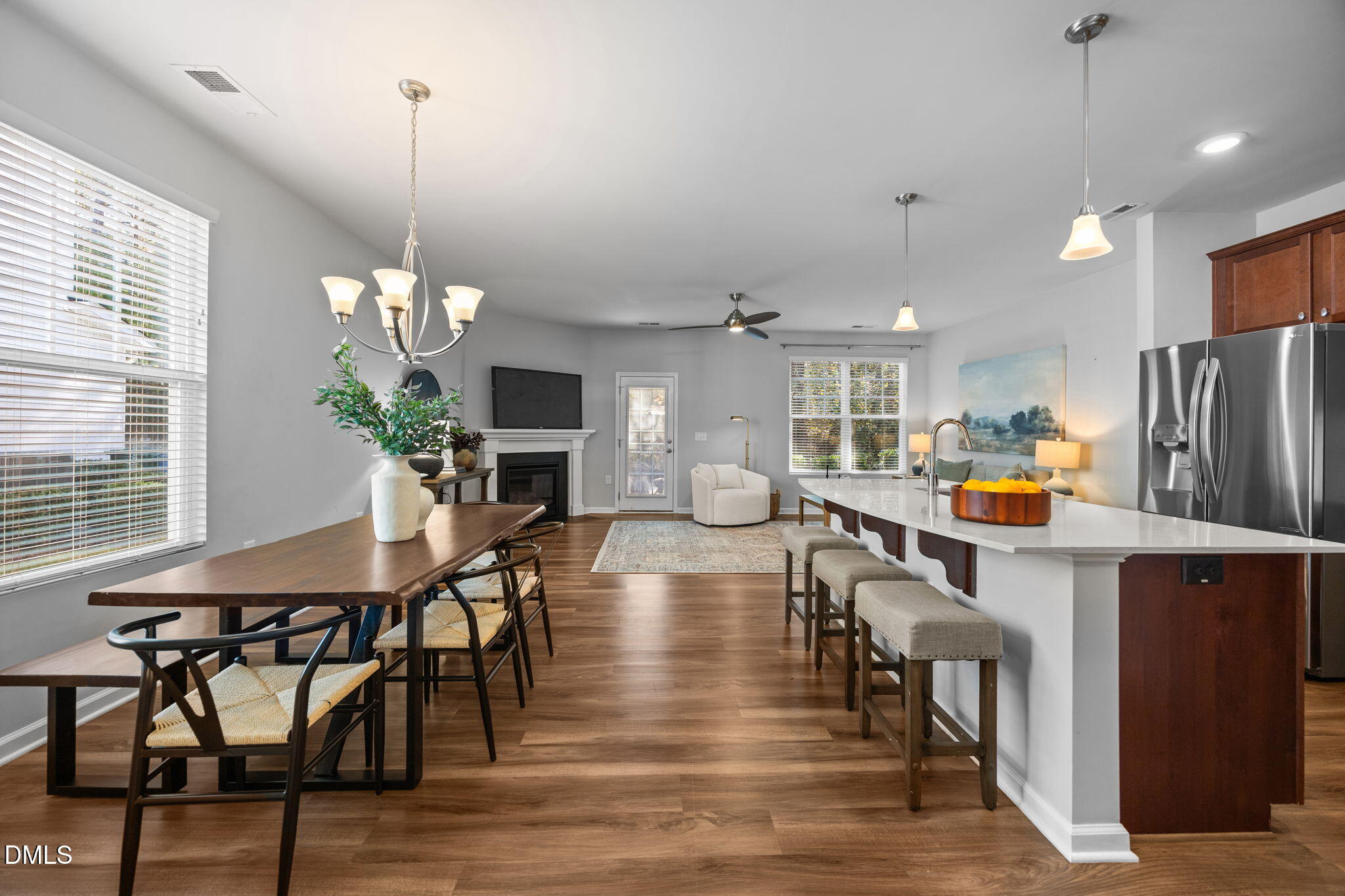 6141 Beale Loop