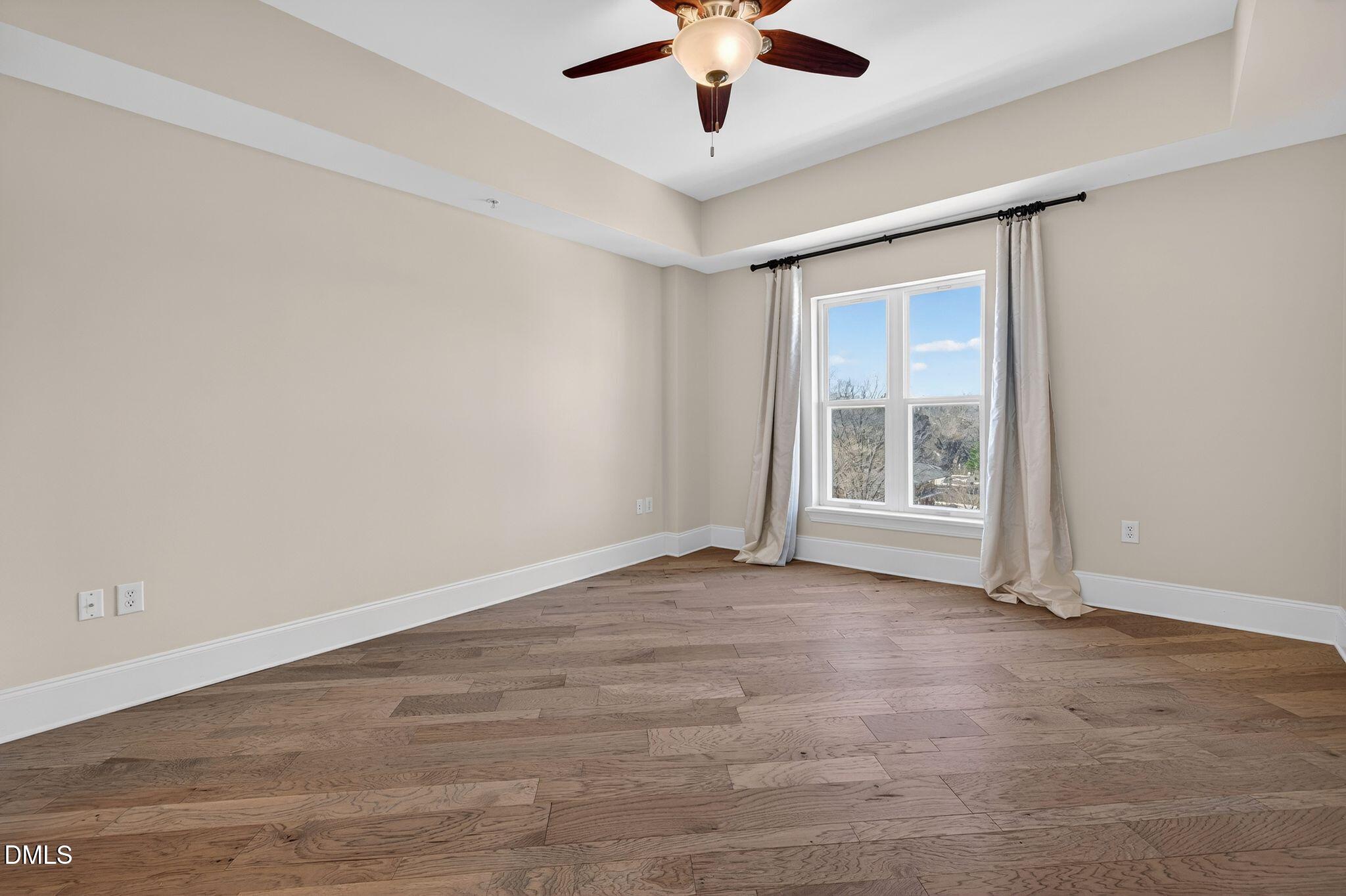 222 Glenwood Avenue # 605