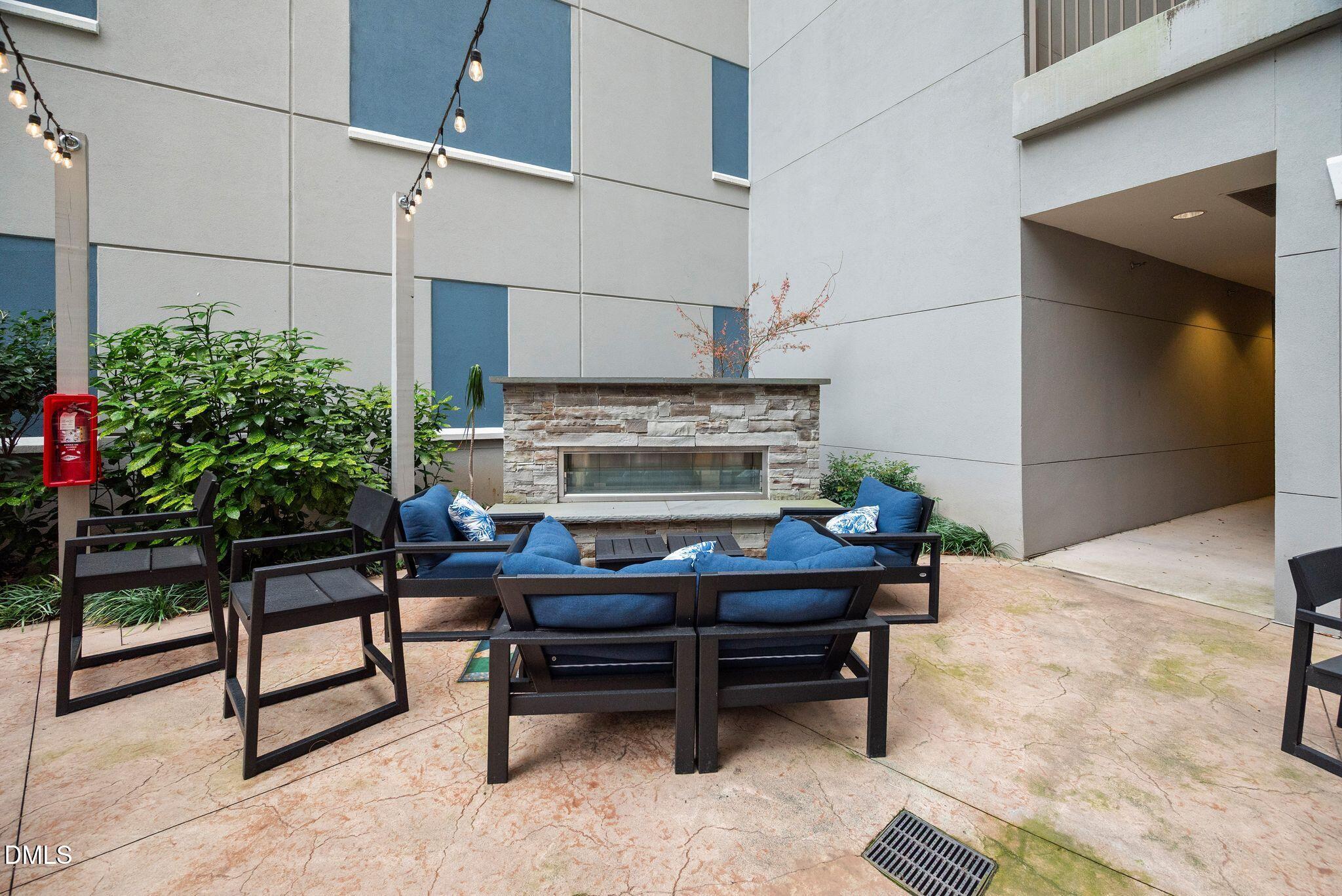 222 Glenwood Avenue # 605