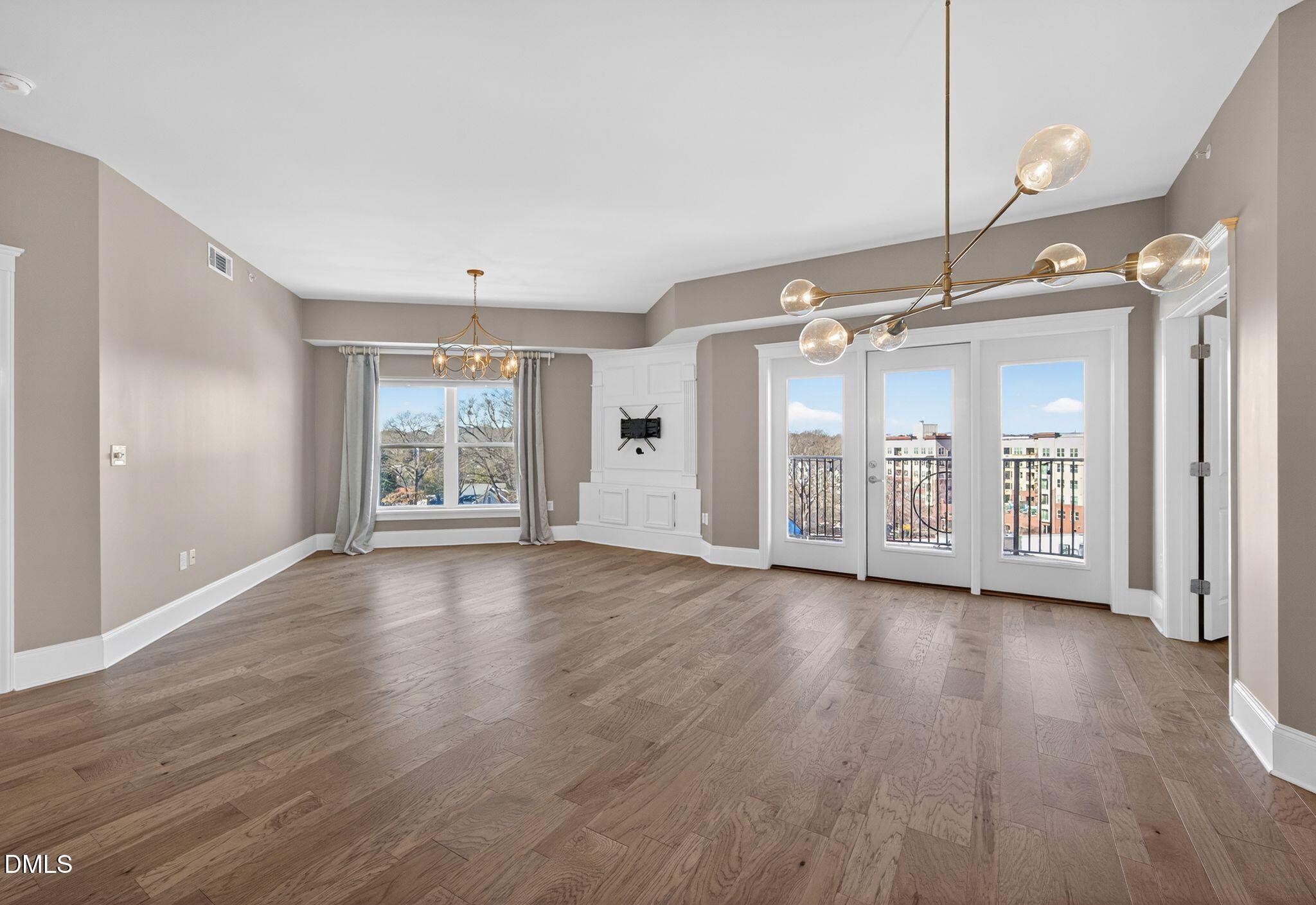 222 Glenwood Avenue # 605