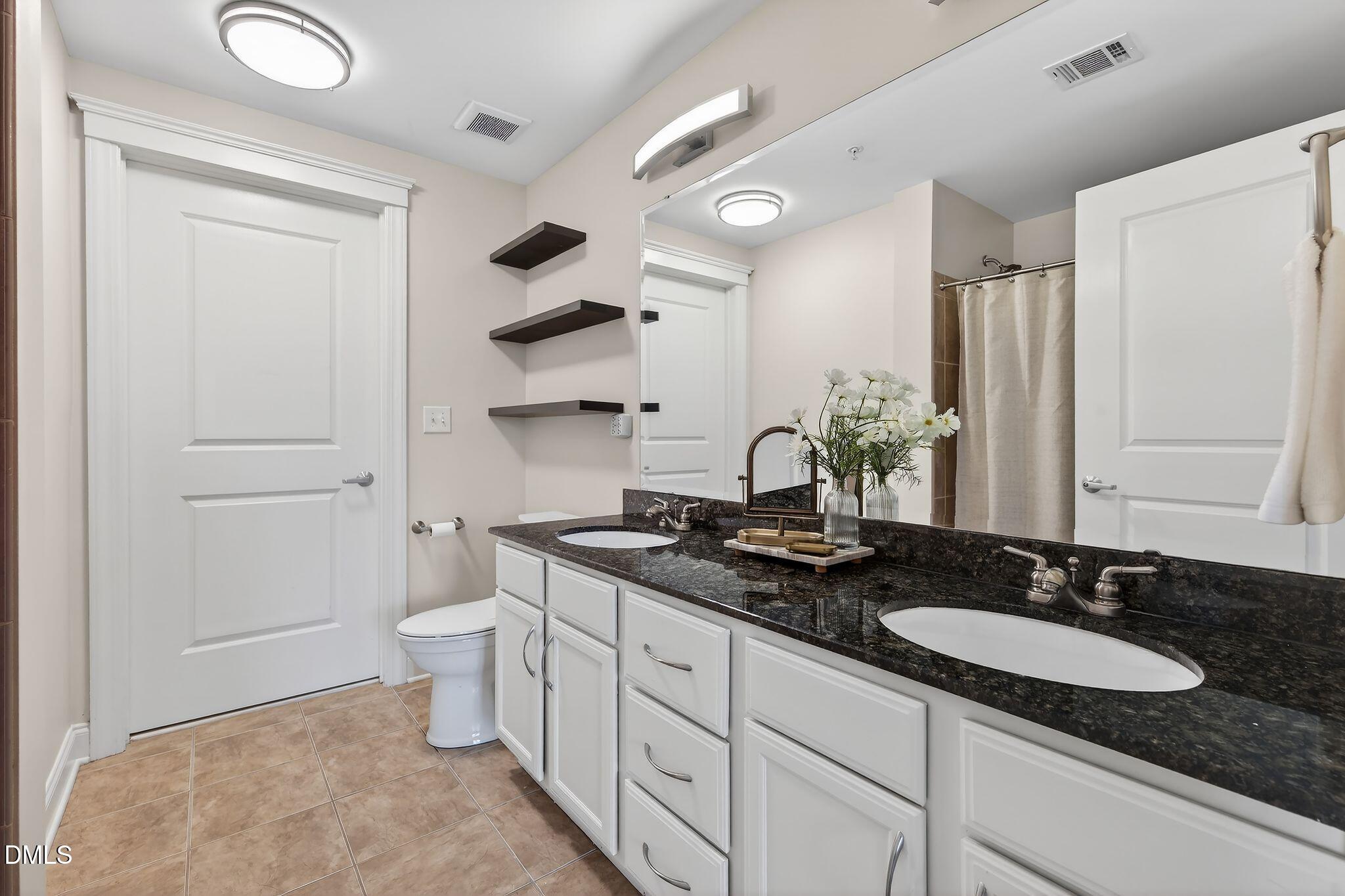222 Glenwood Avenue # 605