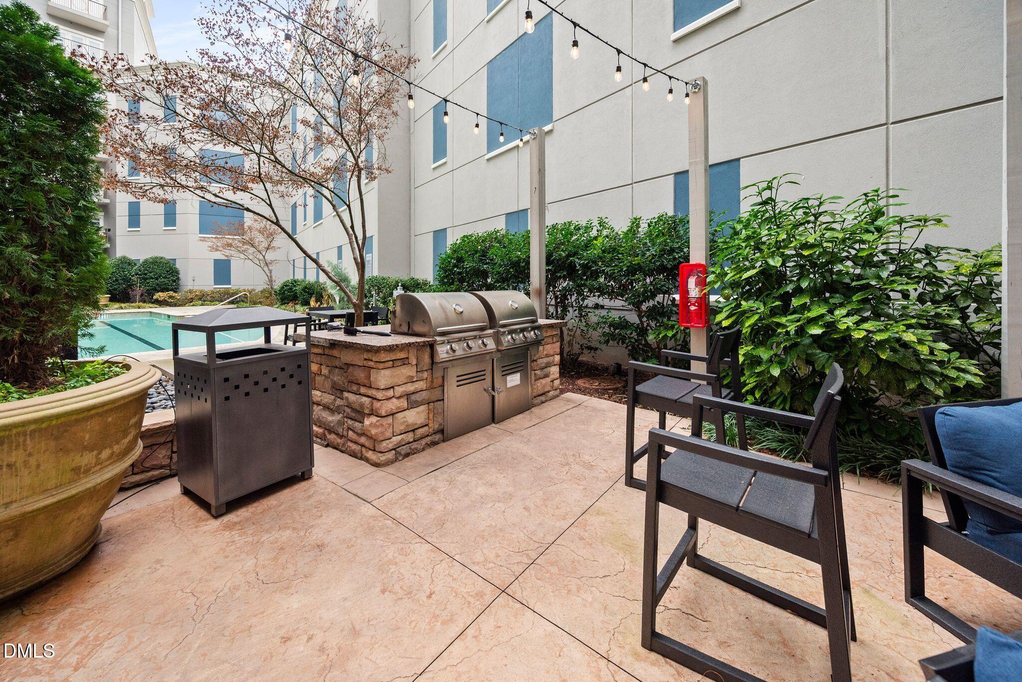 222 Glenwood Avenue # 605
