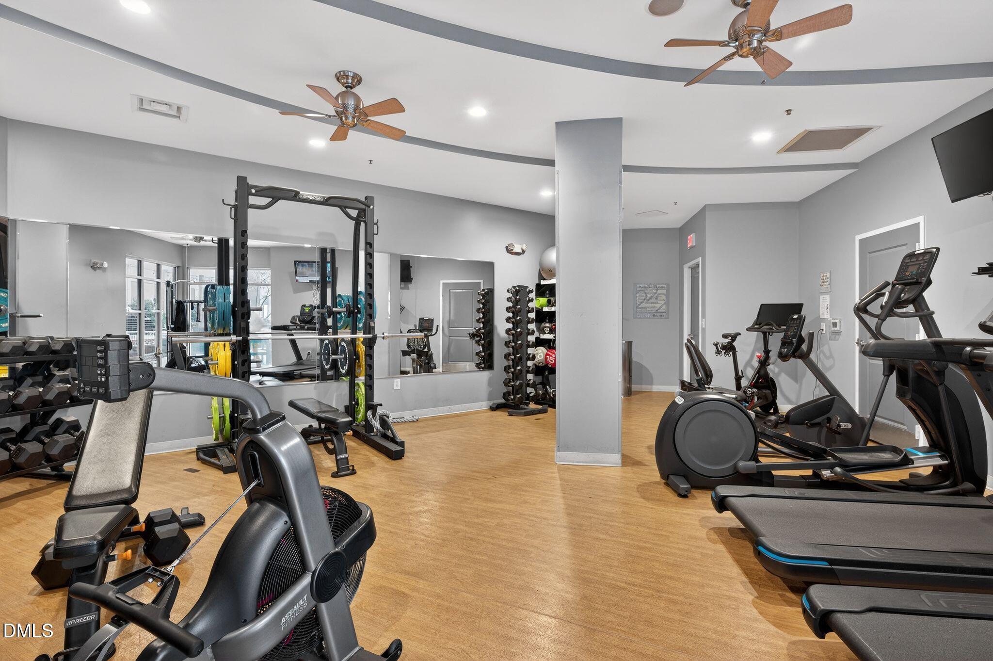 222 Glenwood Avenue # 605