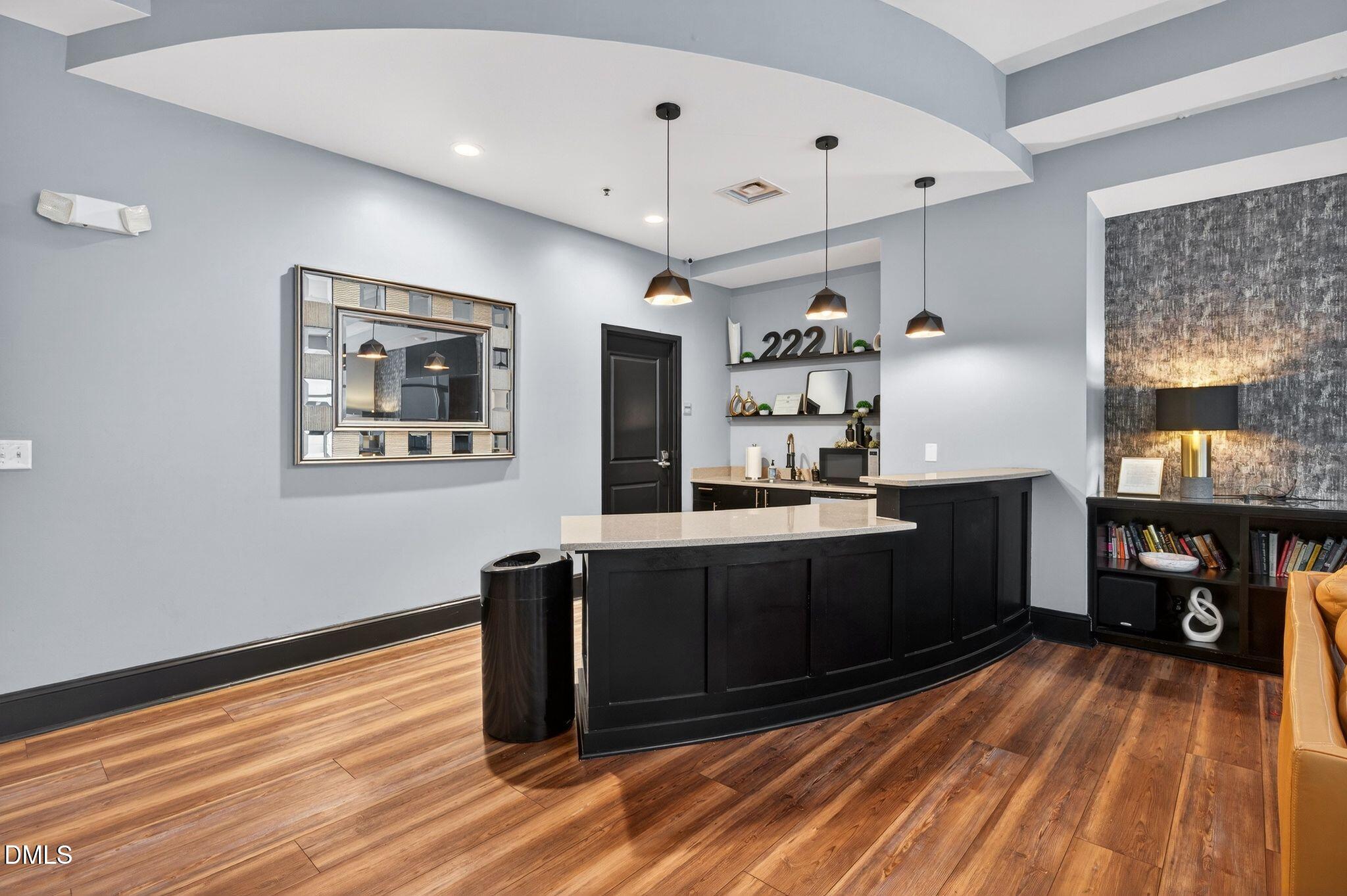 222 Glenwood Avenue # 605