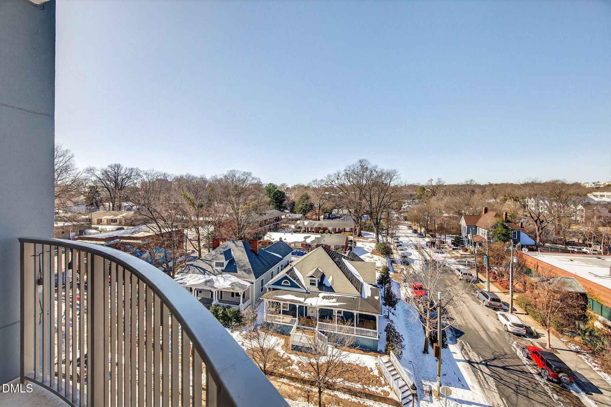 222 Glenwood Avenue # 605