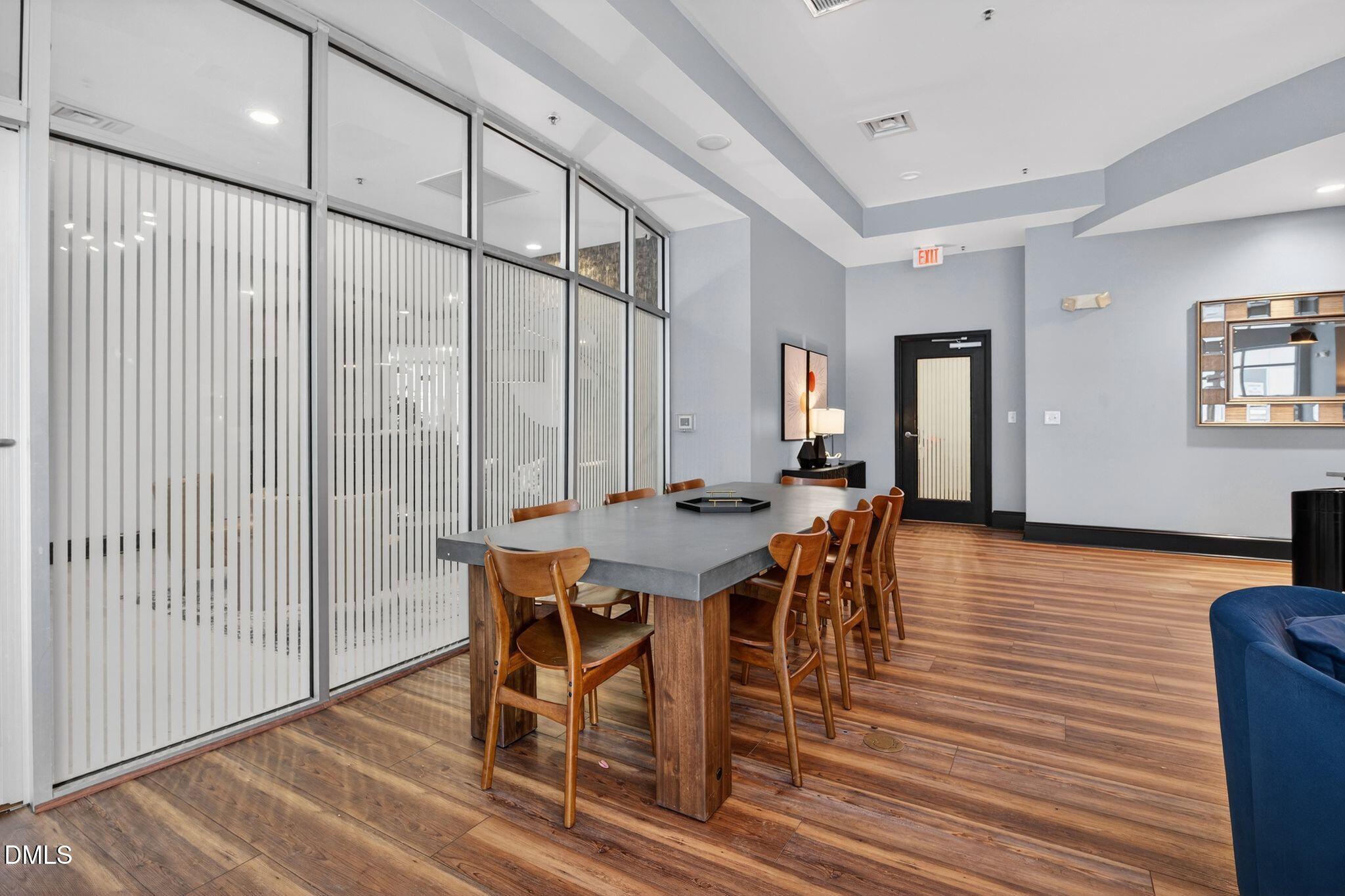 222 Glenwood Avenue # 605