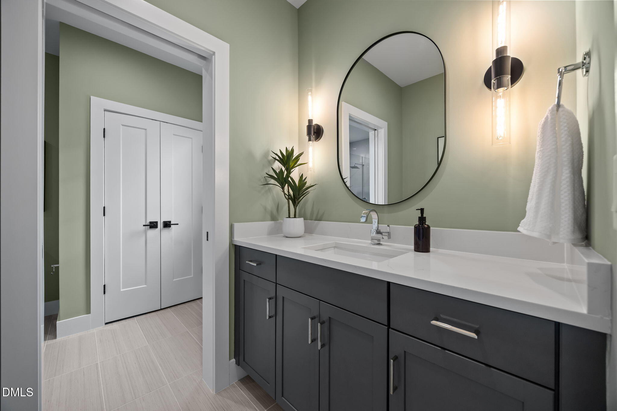 7644 Falls Creek Lane