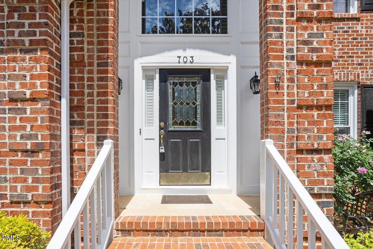 703 Cricketfield Lane