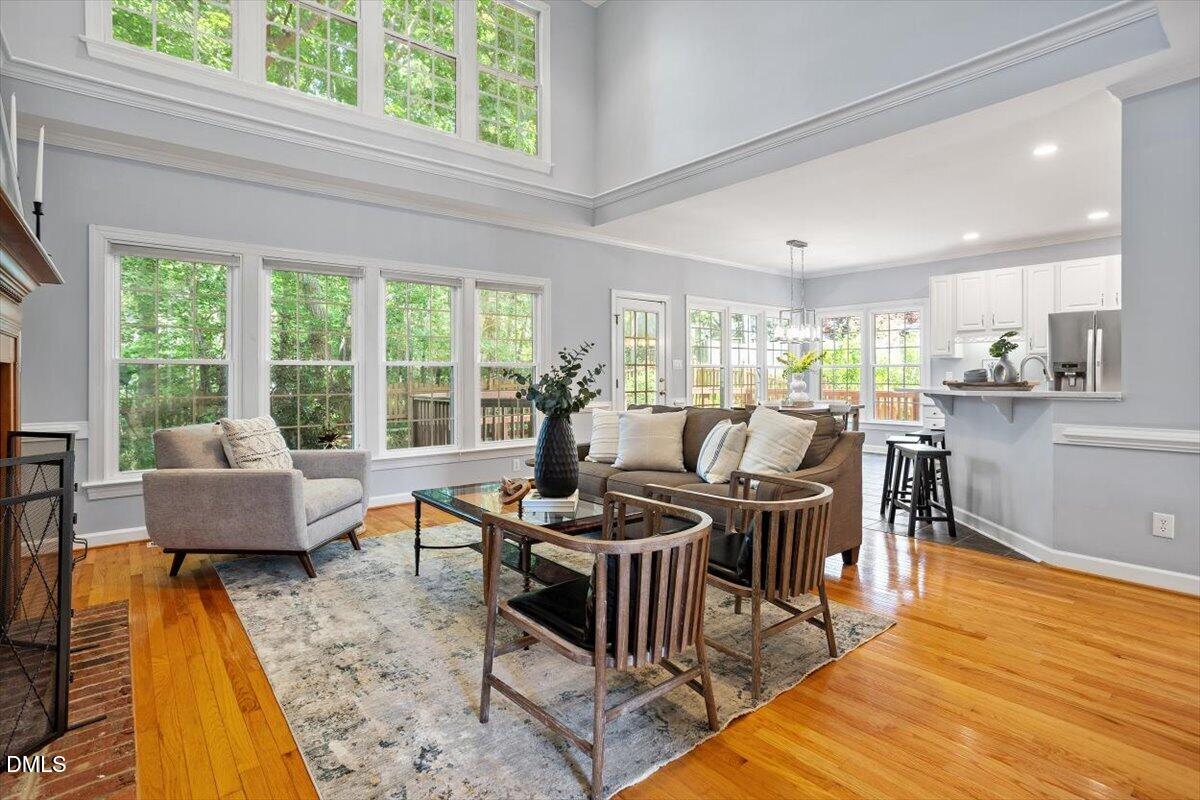 703 Cricketfield Lane