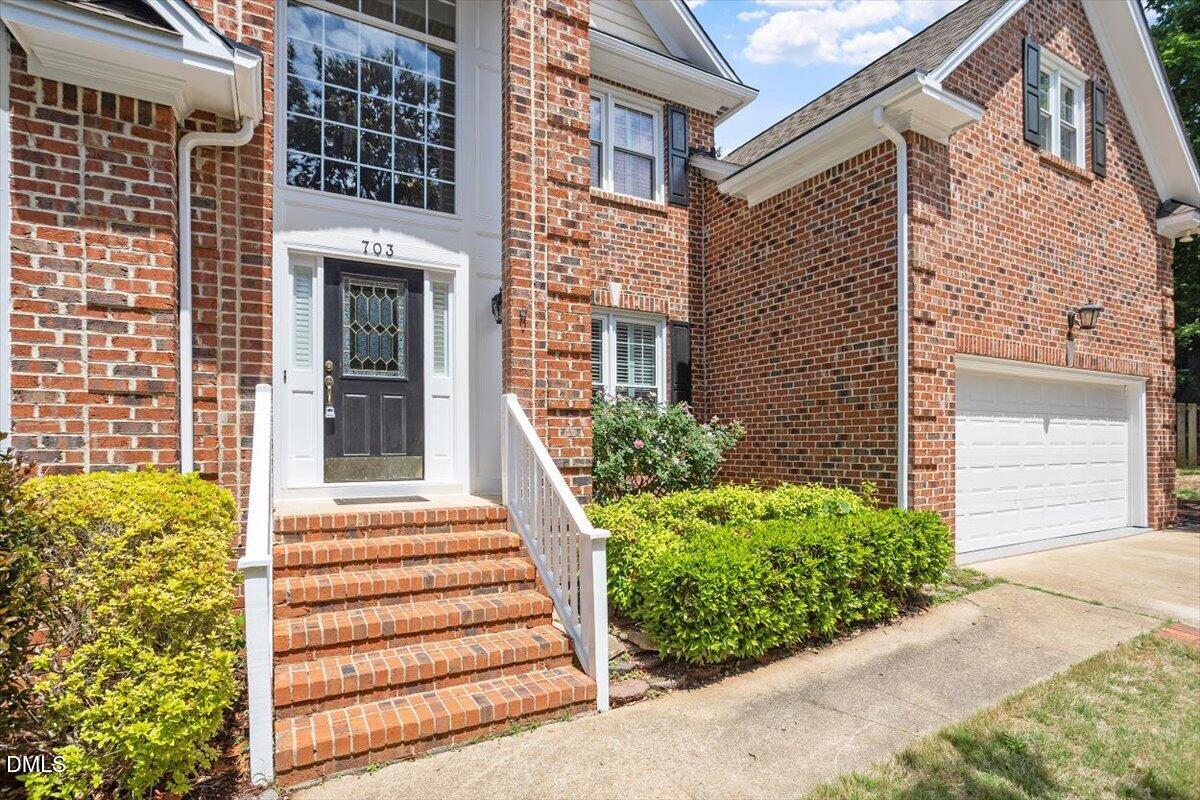 703 Cricketfield Lane